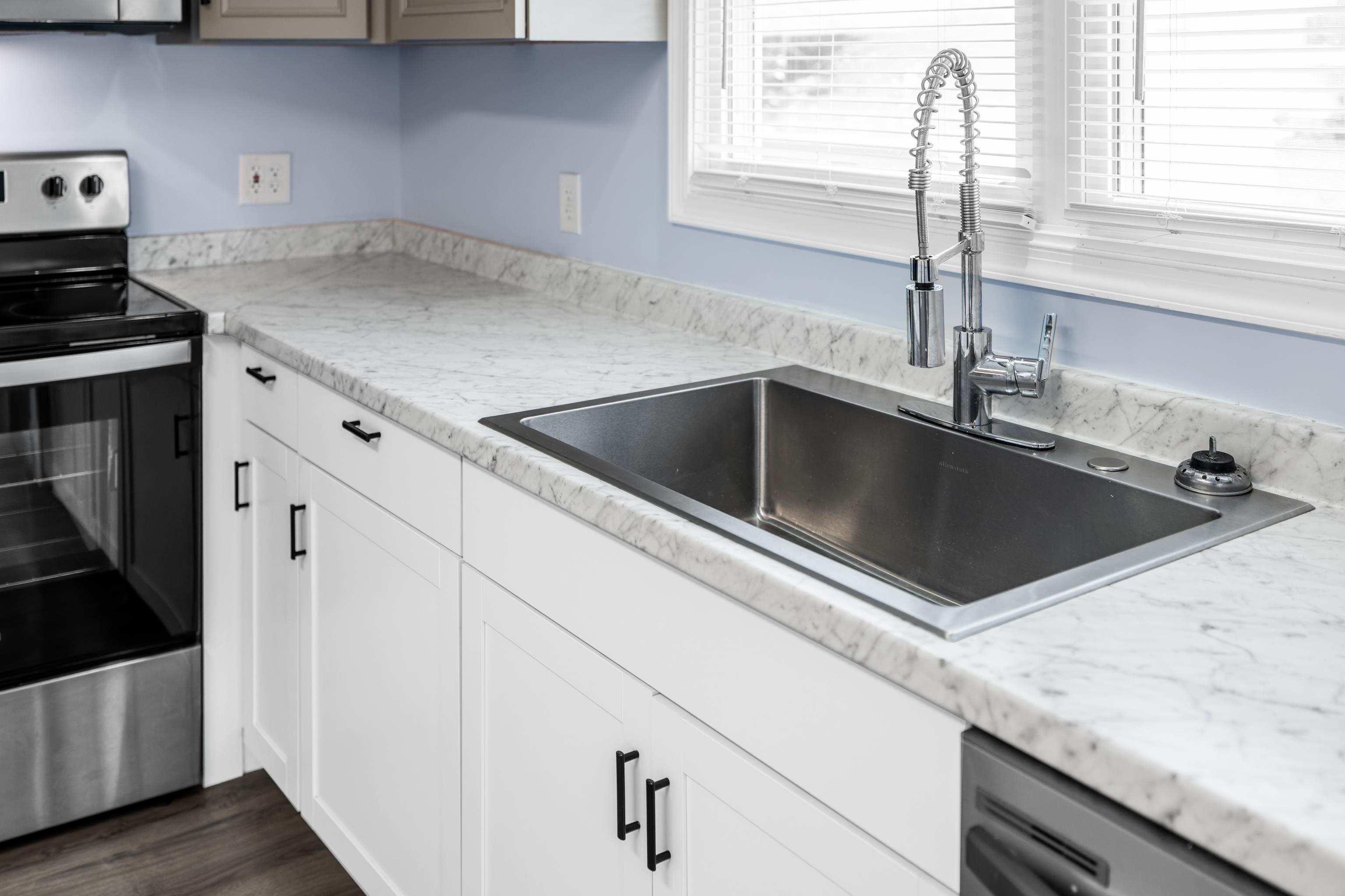 421 N CHARLOTTE AVE, WAYNESBORO, Virginia 22980, 5 Bedrooms Bedrooms, ,4 BathroomsBathrooms,Residential,421 N CHARLOTTE AVE,670593 MLS # 670593