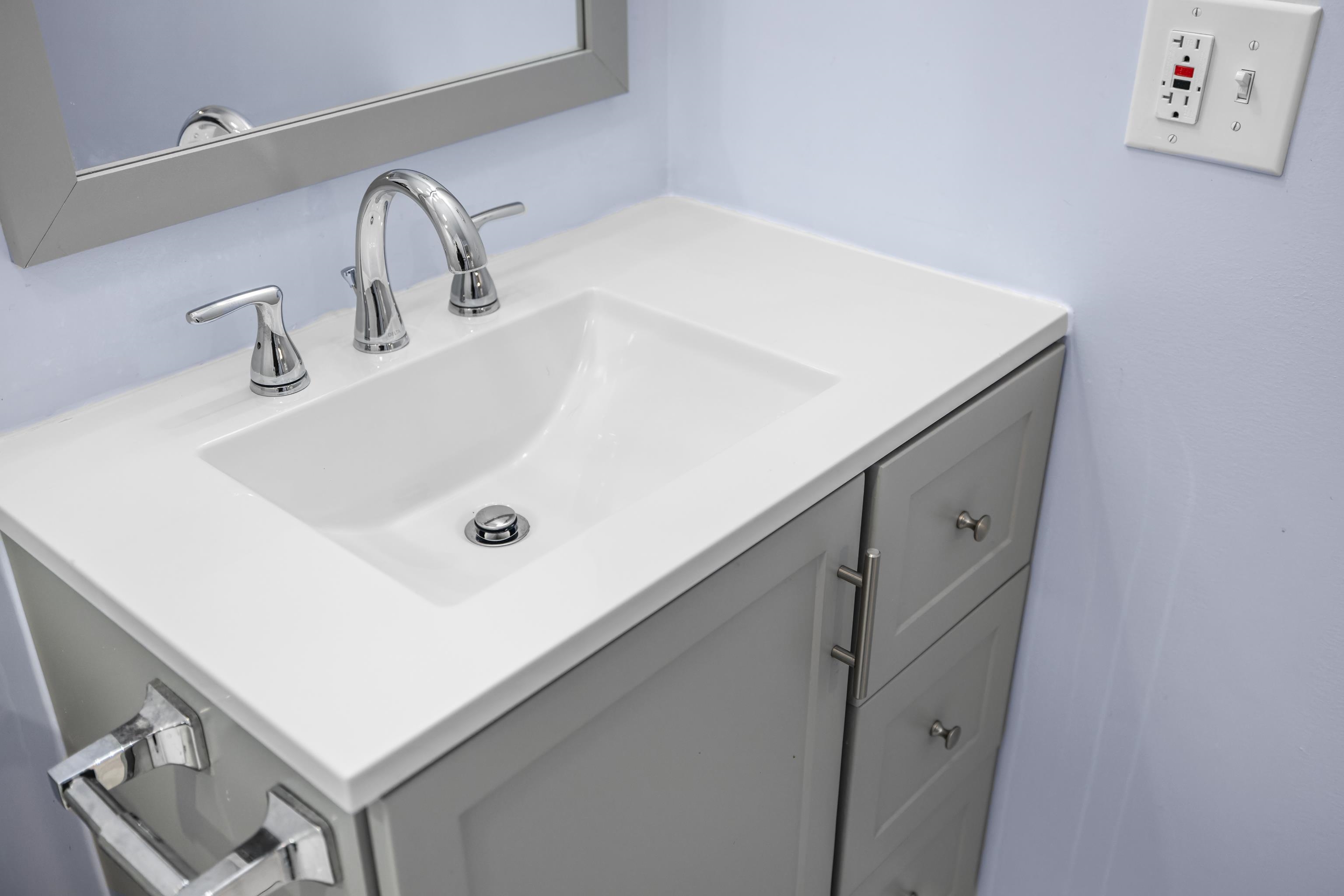 421 N CHARLOTTE AVE, WAYNESBORO, Virginia 22980, 5 Bedrooms Bedrooms, ,4 BathroomsBathrooms,Residential,421 N CHARLOTTE AVE,670593 MLS # 670593