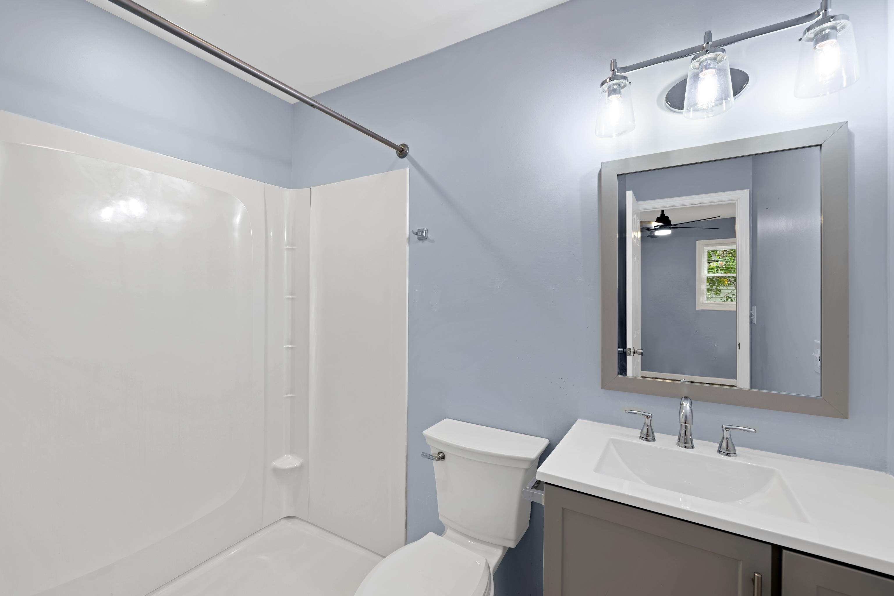 421 N CHARLOTTE AVE, WAYNESBORO, Virginia 22980, 5 Bedrooms Bedrooms, ,4 BathroomsBathrooms,Residential,421 N CHARLOTTE AVE,670593 MLS # 670593