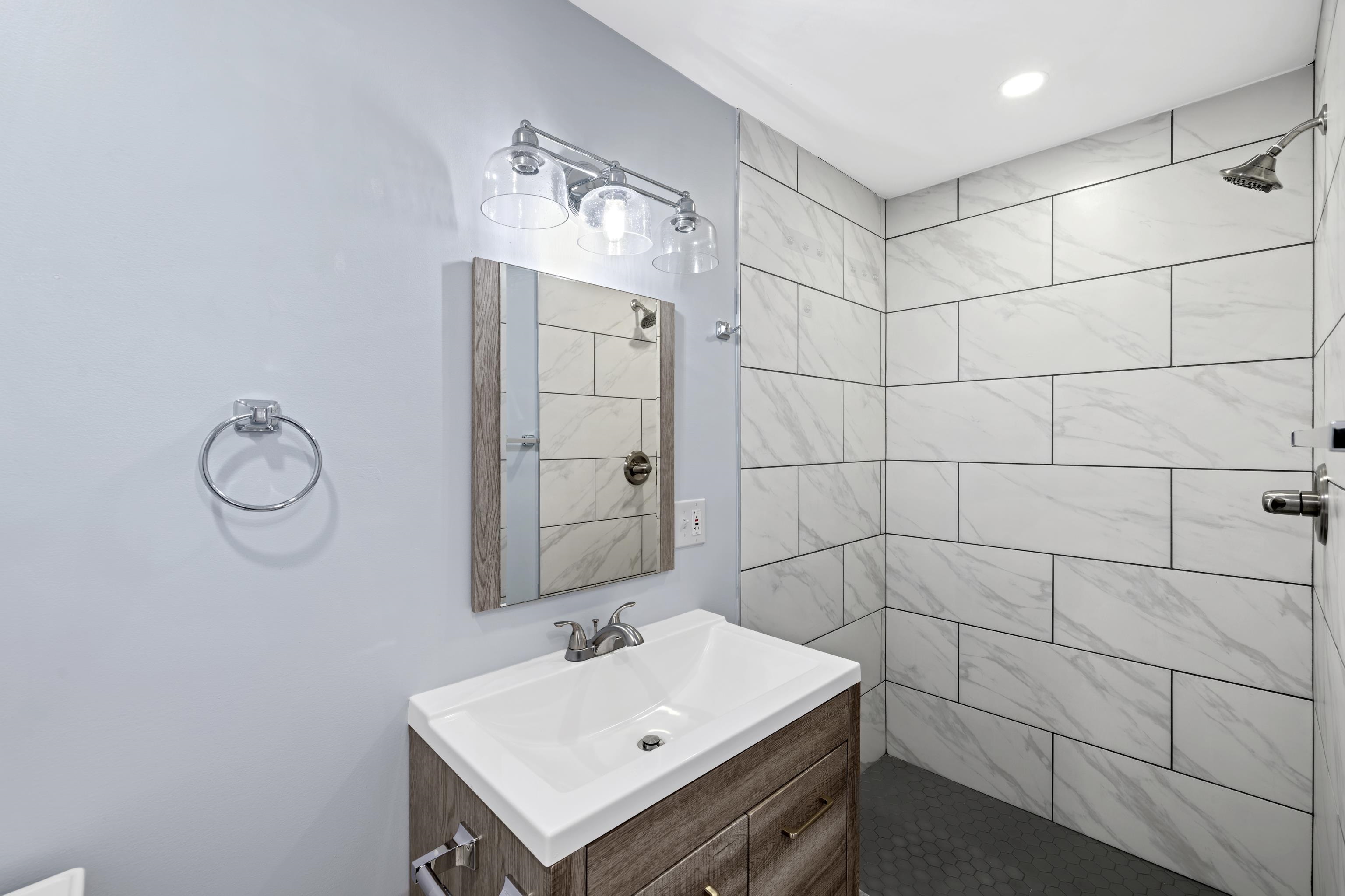 421 N CHARLOTTE AVE, WAYNESBORO, Virginia 22980, 5 Bedrooms Bedrooms, ,4 BathroomsBathrooms,Residential,421 N CHARLOTTE AVE,670593 MLS # 670593