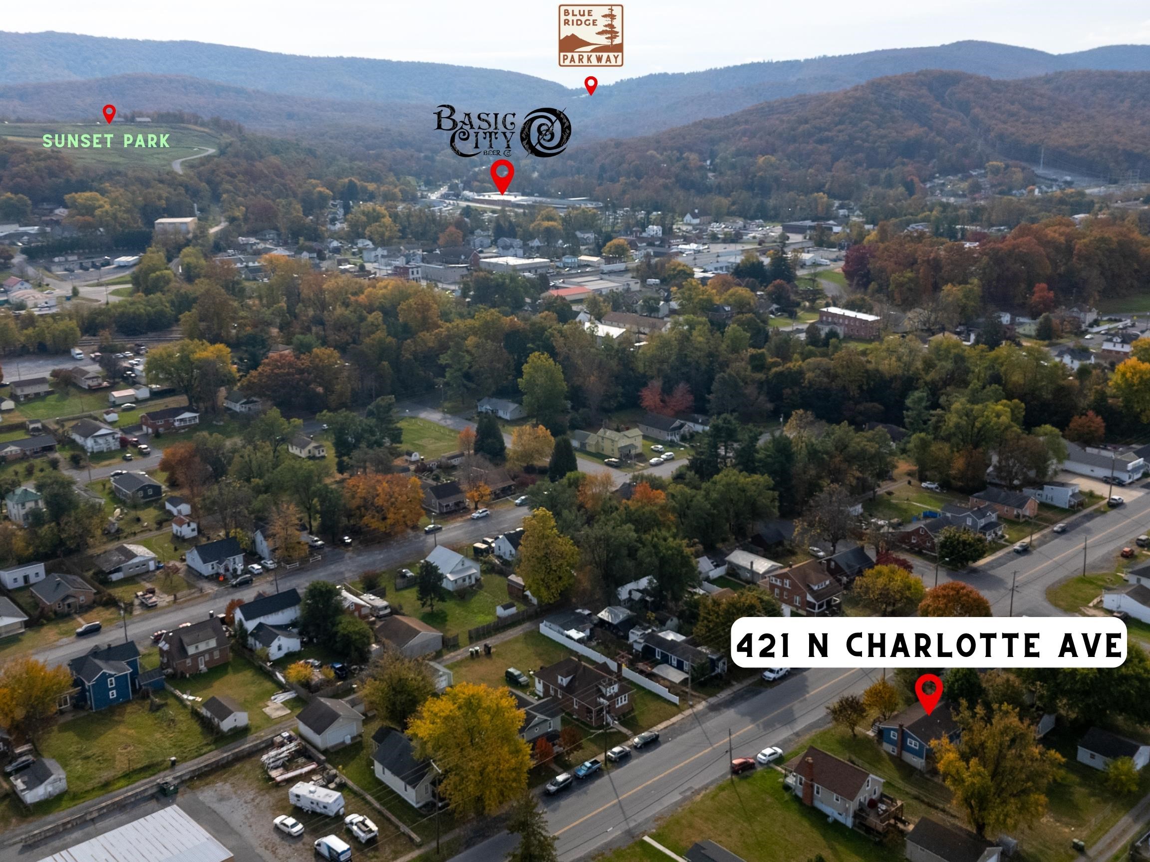 421 N CHARLOTTE AVE, WAYNESBORO, Virginia 22980, 5 Bedrooms Bedrooms, ,4 BathroomsBathrooms,Residential,421 N CHARLOTTE AVE,670593 MLS # 670593