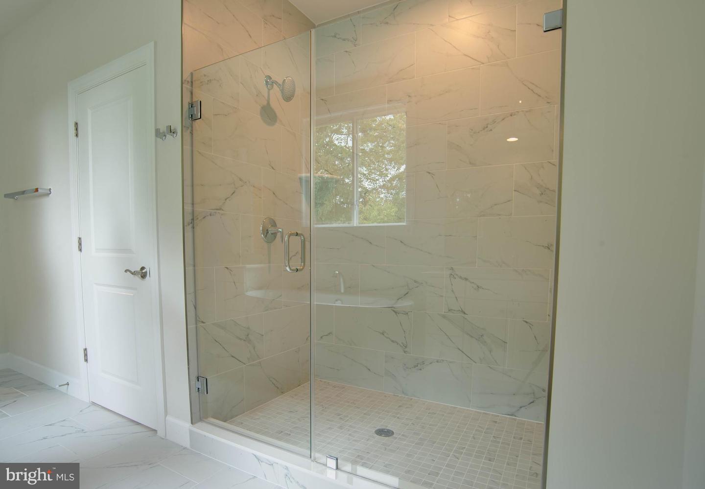 1419 COTTAGE ST SW, VIENNA, Virginia 22180, 6 Bedrooms Bedrooms, 14 Rooms Rooms,5 BathroomsBathrooms,Residential,For sale,1419 COTTAGE ST SW,VAFX2260792 MLS # VAFX2260792 1419 COTTAGE ST SW, VIENNA, Virginia 22180, 6 Bedrooms Bedrooms, 14 Rooms Rooms,5 BathroomsBathrooms,Residential,For sale,1419 COTTAGE ST SW,VAFX2260792 MLS # VAFX2260792