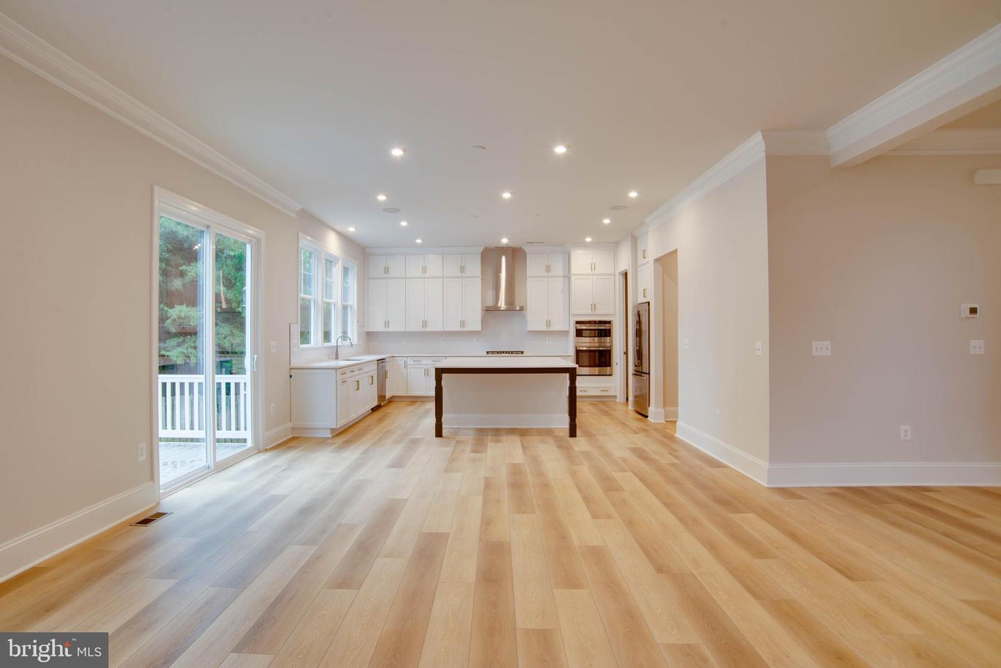 1419 COTTAGE ST SW, VIENNA, Virginia 22180, 6 Bedrooms Bedrooms, 14 Rooms Rooms,5 BathroomsBathrooms,Residential,For sale,1419 COTTAGE ST SW,VAFX2260792 MLS # VAFX2260792 1419 COTTAGE ST SW, VIENNA, Virginia 22180, 6 Bedrooms Bedrooms, 14 Rooms Rooms,5 BathroomsBathrooms,Residential,For sale,1419 COTTAGE ST SW,VAFX2260792 MLS # VAFX2260792