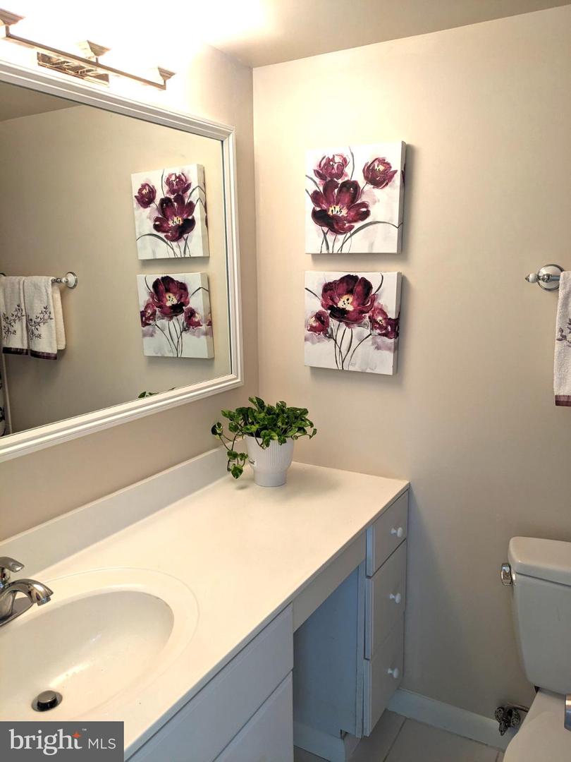 12705 DARA DR #301, WOODBRIDGE, Virginia 22192, 1 Bedroom Bedrooms, 4 Rooms Rooms,1 BathroomBathrooms,Residential,For sale,12705 DARA DR #301,VAPW2101396 MLS # VAPW2101396 12705 DARA DR #301, WOODBRIDGE, Virginia 22192, 1 Bedroom Bedrooms, 4 Rooms Rooms,1 BathroomBathrooms,Residential,For sale,12705 DARA DR #301,VAPW2101396 MLS # VAPW2101396