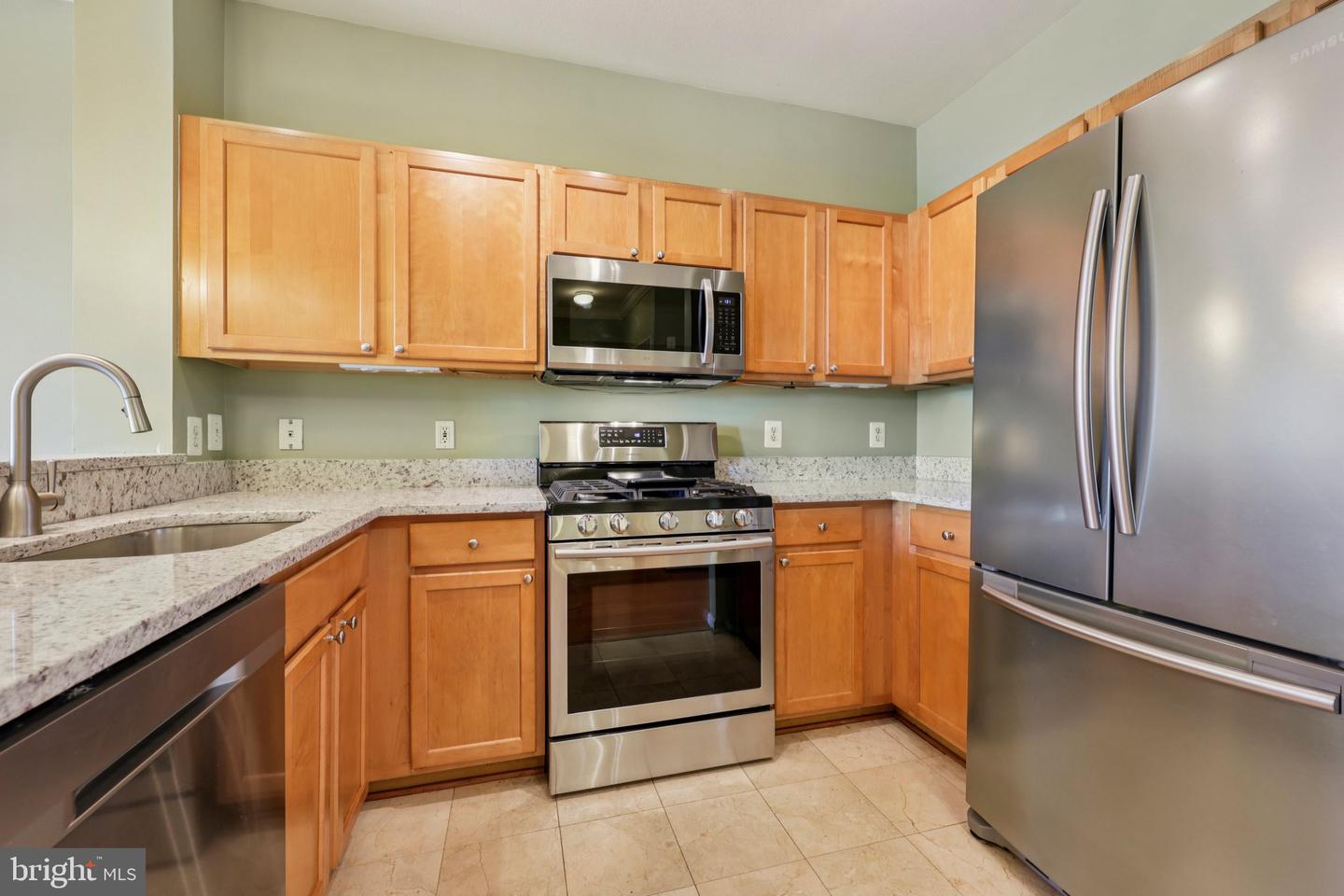 12000 MARKET ST #204, RESTON, Virginia 20190, 2 Bedrooms Bedrooms, ,1 BathroomBathrooms,Residential,For sale,12000 MARKET ST #204,VAFX2265096 MLS # VAFX2265096