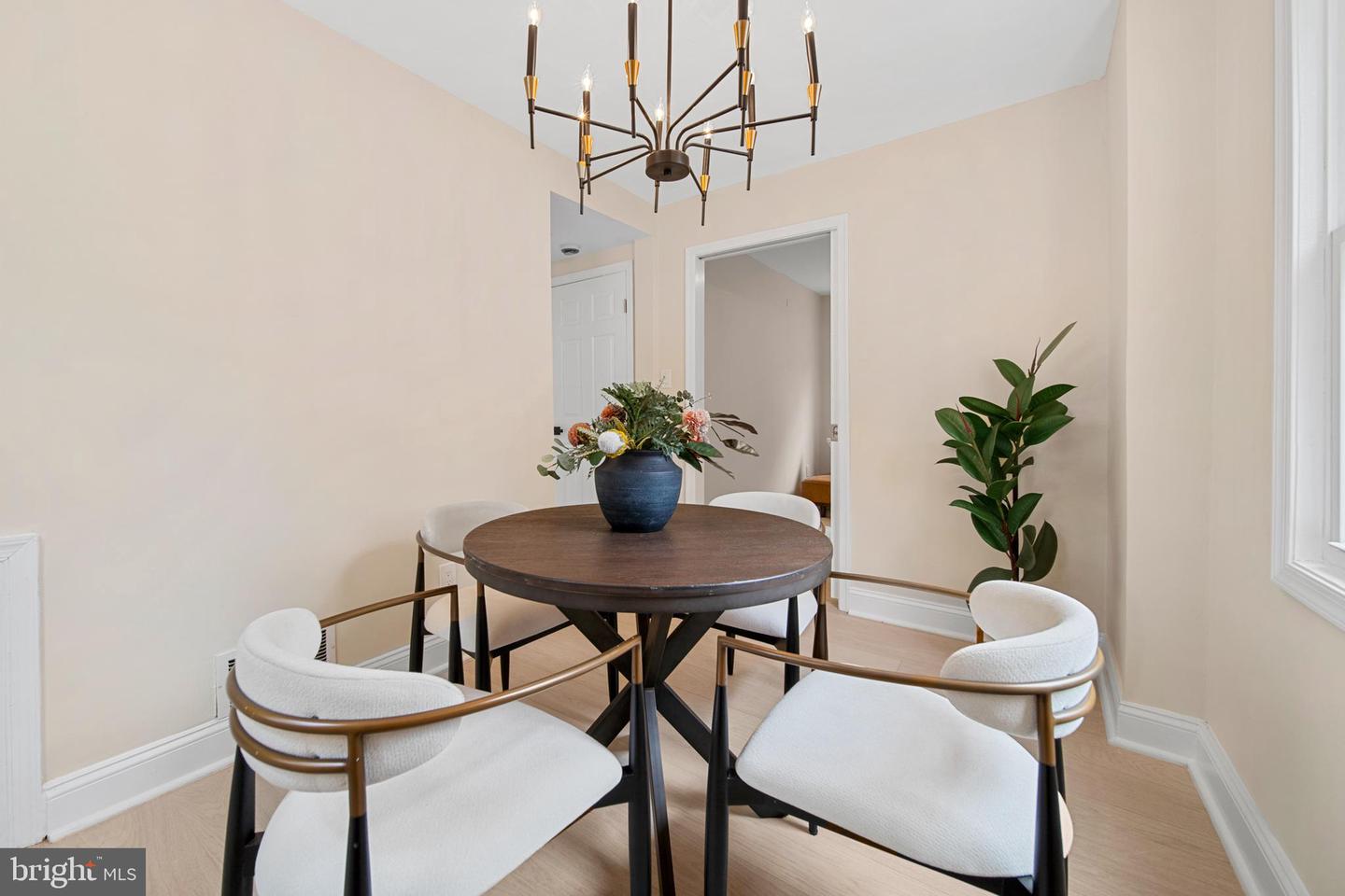 1404 N POWHATAN ST, ARLINGTON, Virginia 22205, 3 Bedrooms Bedrooms, ,4 BathroomsBathrooms,Residential,For sale,1404 N POWHATAN ST,VAAR2063966 MLS # VAAR2063966 1404 N POWHATAN ST, ARLINGTON, Virginia 22205, 3 Bedrooms Bedrooms, ,4 BathroomsBathrooms,Residential,For sale,1404 N POWHATAN ST,VAAR2063966 MLS # VAAR2063966