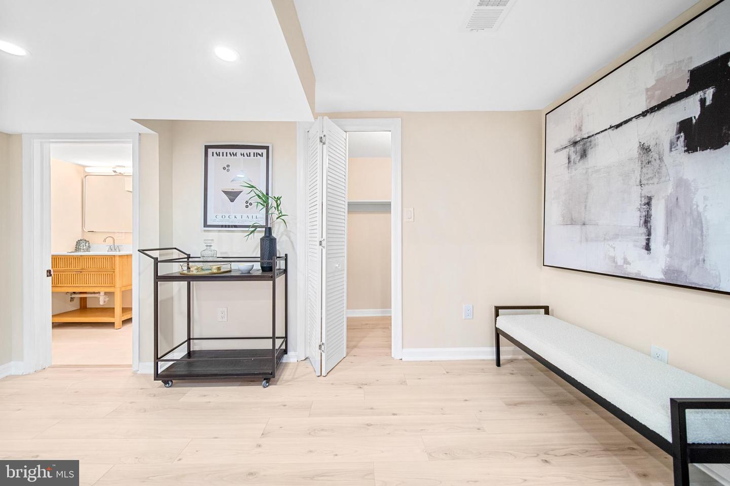 1404 N POWHATAN ST, ARLINGTON, Virginia 22205, 3 Bedrooms Bedrooms, ,4 BathroomsBathrooms,Residential,For sale,1404 N POWHATAN ST,VAAR2063966 MLS # VAAR2063966 1404 N POWHATAN ST, ARLINGTON, Virginia 22205, 3 Bedrooms Bedrooms, ,4 BathroomsBathrooms,Residential,For sale,1404 N POWHATAN ST,VAAR2063966 MLS # VAAR2063966