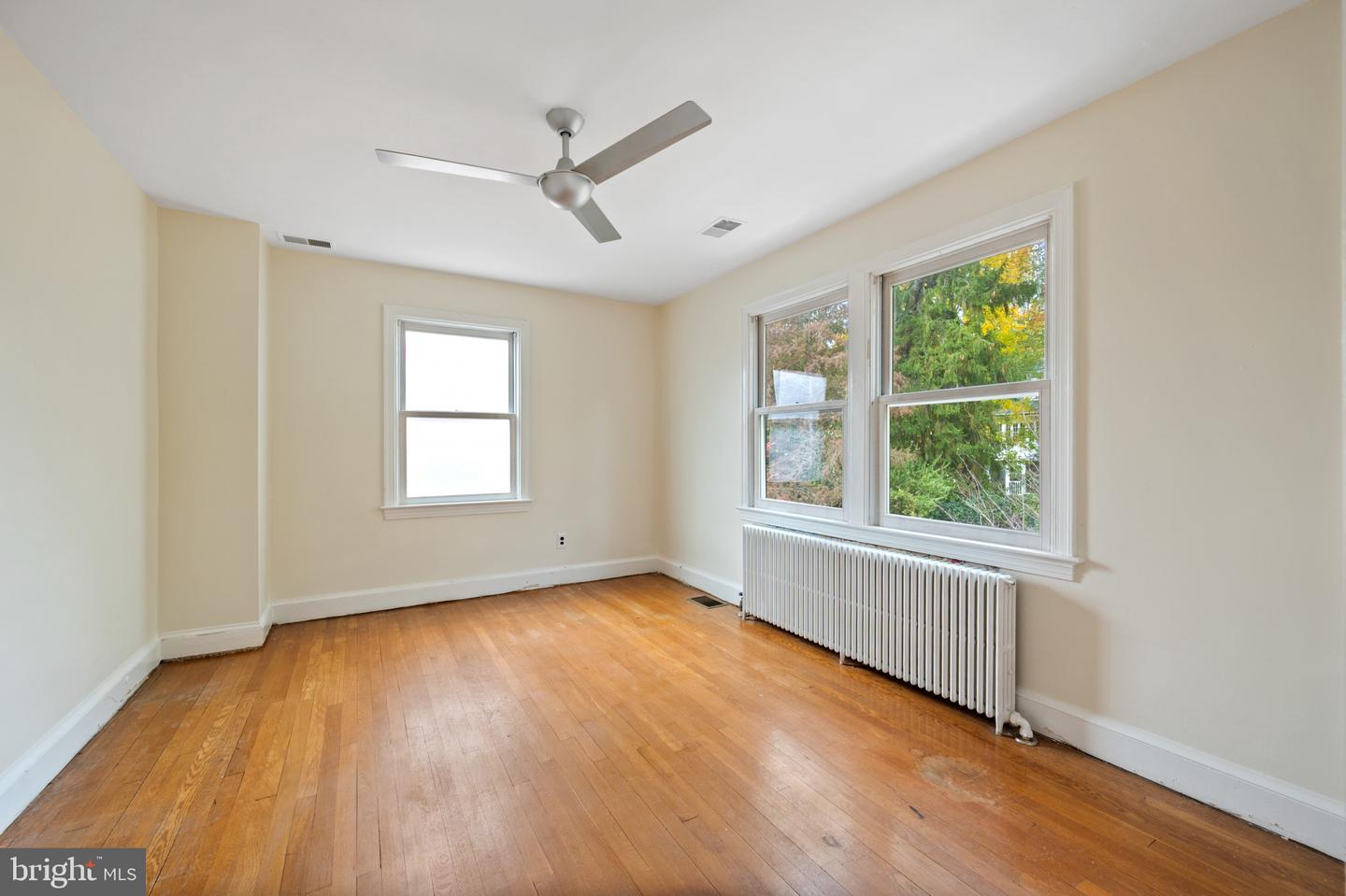 6318 31ST ST NW, WASHINGTON, District Of Columbia 20015, 2 Bedrooms Bedrooms, ,2 BathroomsBathrooms,Residential,For sale,6318 31ST ST NW,DCDC2225080 MLS # DCDC2225080 6318 31ST ST NW, WASHINGTON, District Of Columbia 20015, 2 Bedrooms Bedrooms, ,2 BathroomsBathrooms,Residential,For sale,6318 31ST ST NW,DCDC2225080 MLS # DCDC2225080