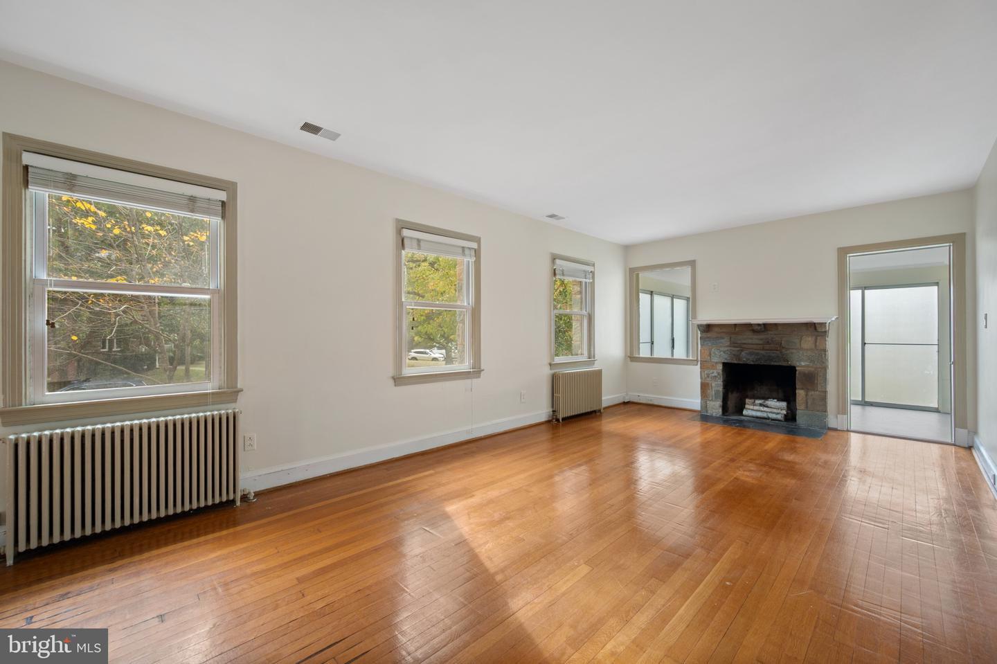 6318 31ST ST NW, WASHINGTON, District Of Columbia 20015, 2 Bedrooms Bedrooms, ,2 BathroomsBathrooms,Residential,For sale,6318 31ST ST NW,DCDC2225080 MLS # DCDC2225080 6318 31ST ST NW, WASHINGTON, District Of Columbia 20015, 2 Bedrooms Bedrooms, ,2 BathroomsBathrooms,Residential,For sale,6318 31ST ST NW,DCDC2225080 MLS # DCDC2225080