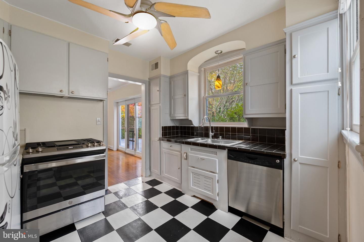 6318 31ST ST NW, WASHINGTON, District Of Columbia 20015, 2 Bedrooms Bedrooms, ,2 BathroomsBathrooms,Residential,For sale,6318 31ST ST NW,DCDC2225080 MLS # DCDC2225080 6318 31ST ST NW, WASHINGTON, District Of Columbia 20015, 2 Bedrooms Bedrooms, ,2 BathroomsBathrooms,Residential,For sale,6318 31ST ST NW,DCDC2225080 MLS # DCDC2225080