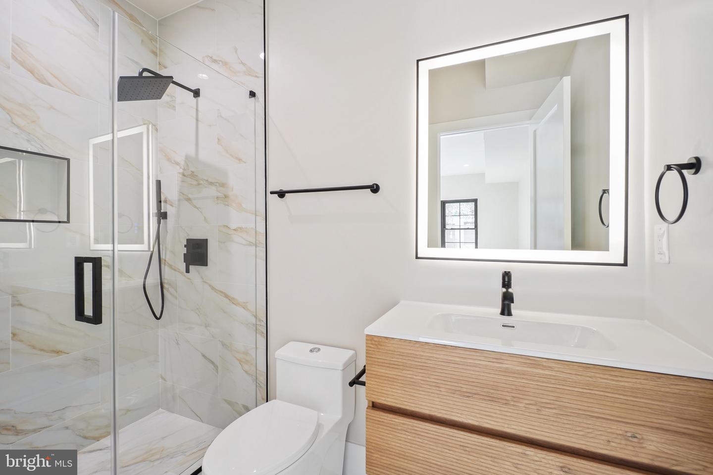 4414 HARRISON ST NW, WASHINGTON, District Of Columbia 20015, 5 Bedrooms Bedrooms, ,5 BathroomsBathrooms,Residential,For sale,4414 HARRISON ST NW,DCDC2225660 MLS # DCDC2225660