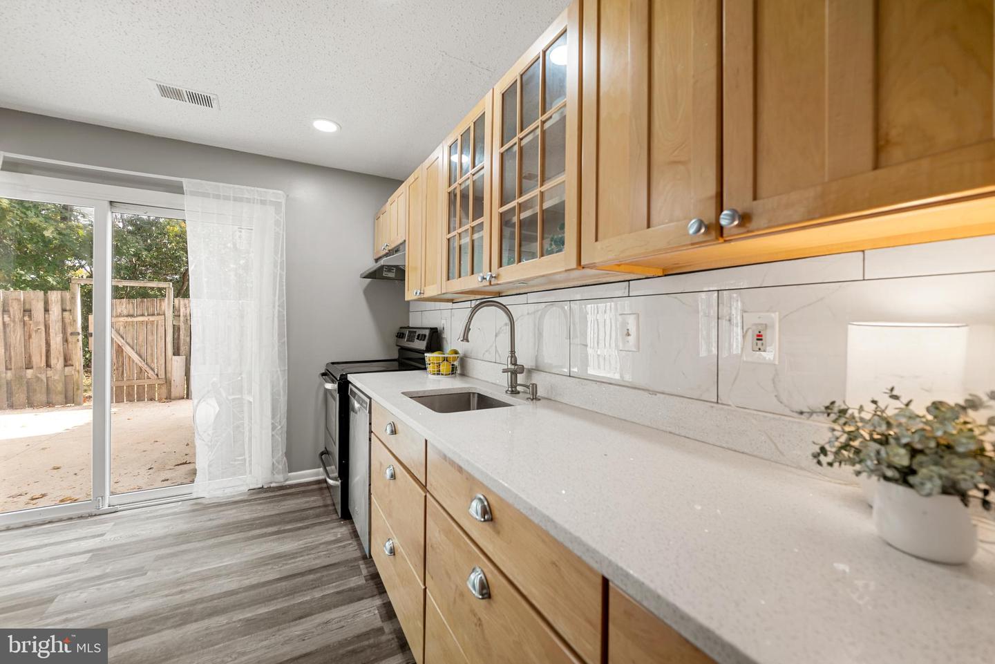 2549 FOX RIDGE CT #68, WOODBRIDGE, Virginia 22192, 3 Bedrooms Bedrooms, ,2 BathroomsBathrooms,Residential,For sale,2549 FOX RIDGE CT #68,VAPW2105926 MLS # VAPW2105926 2549 FOX RIDGE CT #68, WOODBRIDGE, Virginia 22192, 3 Bedrooms Bedrooms, ,2 BathroomsBathrooms,Residential,For sale,2549 FOX RIDGE CT #68,VAPW2105926 MLS # VAPW2105926