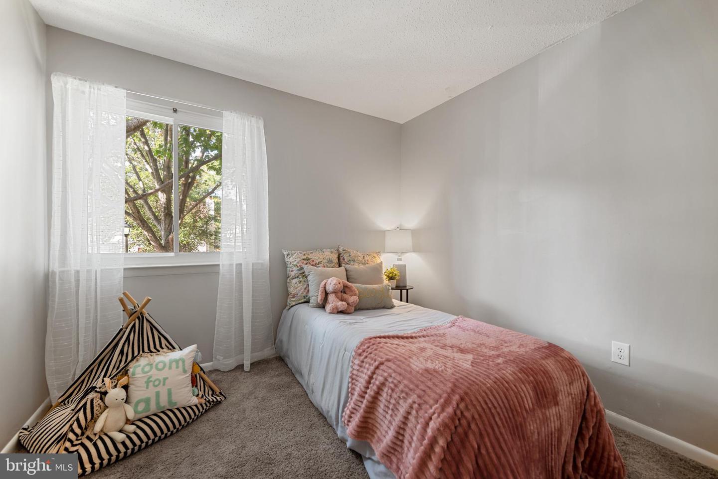 2549 FOX RIDGE CT #68, WOODBRIDGE, Virginia 22192, 3 Bedrooms Bedrooms, ,2 BathroomsBathrooms,Residential,For sale,2549 FOX RIDGE CT #68,VAPW2105926 MLS # VAPW2105926 2549 FOX RIDGE CT #68, WOODBRIDGE, Virginia 22192, 3 Bedrooms Bedrooms, ,2 BathroomsBathrooms,Residential,For sale,2549 FOX RIDGE CT #68,VAPW2105926 MLS # VAPW2105926