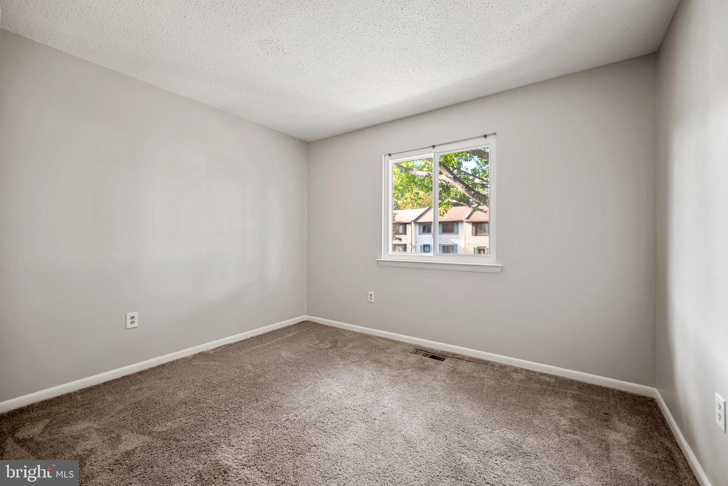 2549 FOX RIDGE CT #68, WOODBRIDGE, Virginia 22192, 3 Bedrooms Bedrooms, ,2 BathroomsBathrooms,Residential,For sale,2549 FOX RIDGE CT #68,VAPW2105926 MLS # VAPW2105926 2549 FOX RIDGE CT #68, WOODBRIDGE, Virginia 22192, 3 Bedrooms Bedrooms, ,2 BathroomsBathrooms,Residential,For sale,2549 FOX RIDGE CT #68,VAPW2105926 MLS # VAPW2105926