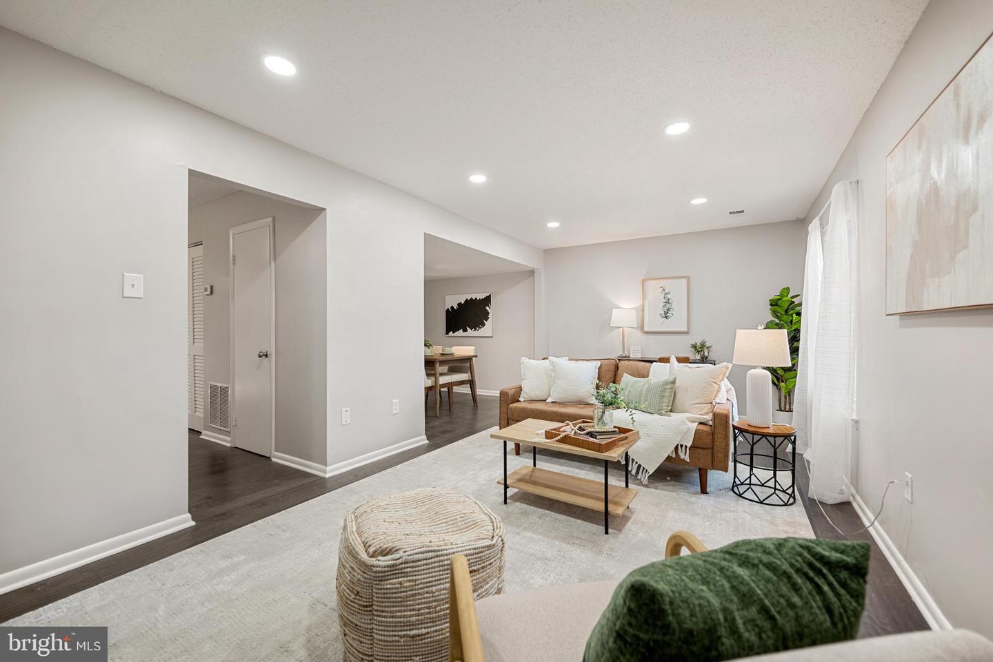 2549 FOX RIDGE CT #68, WOODBRIDGE, Virginia 22192, 3 Bedrooms Bedrooms, ,2 BathroomsBathrooms,Residential,For sale,2549 FOX RIDGE CT #68,VAPW2105926 MLS # VAPW2105926 2549 FOX RIDGE CT #68, WOODBRIDGE, Virginia 22192, 3 Bedrooms Bedrooms, ,2 BathroomsBathrooms,Residential,For sale,2549 FOX RIDGE CT #68,VAPW2105926 MLS # VAPW2105926