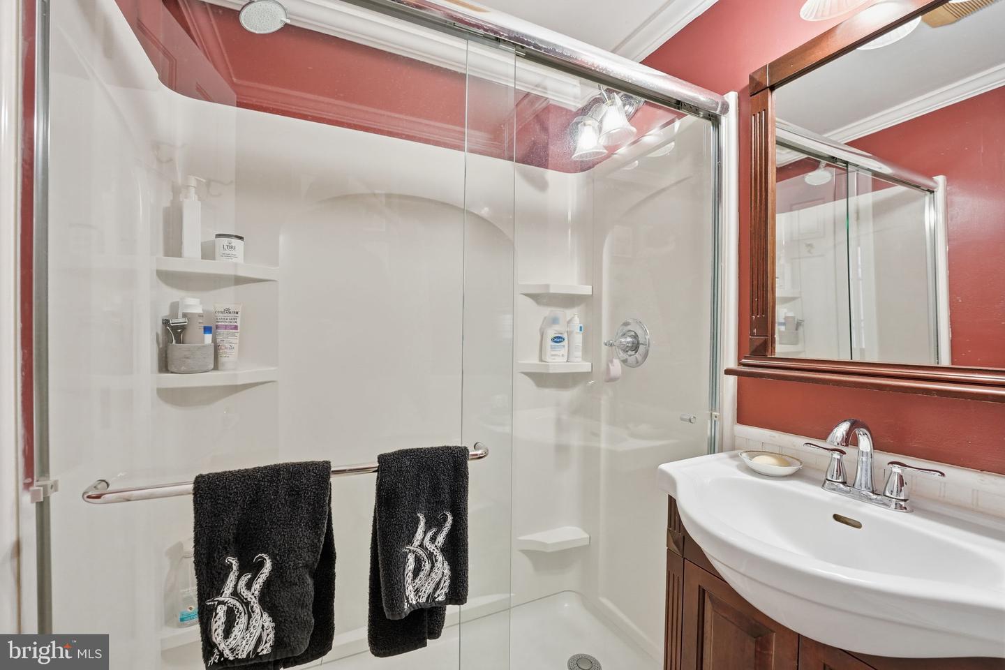 7748 FRANCES DR, ALEXANDRIA, Virginia 22306, 2 Bedrooms Bedrooms, ,2 BathroomsBathrooms,Residential,For sale,7748 FRANCES DR,VAFX2274642 MLS # VAFX2274642