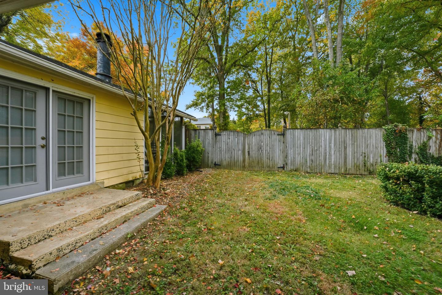 7748 FRANCES DR, ALEXANDRIA, Virginia 22306, 2 Bedrooms Bedrooms, ,2 BathroomsBathrooms,Residential,For sale,7748 FRANCES DR,VAFX2274642 MLS # VAFX2274642