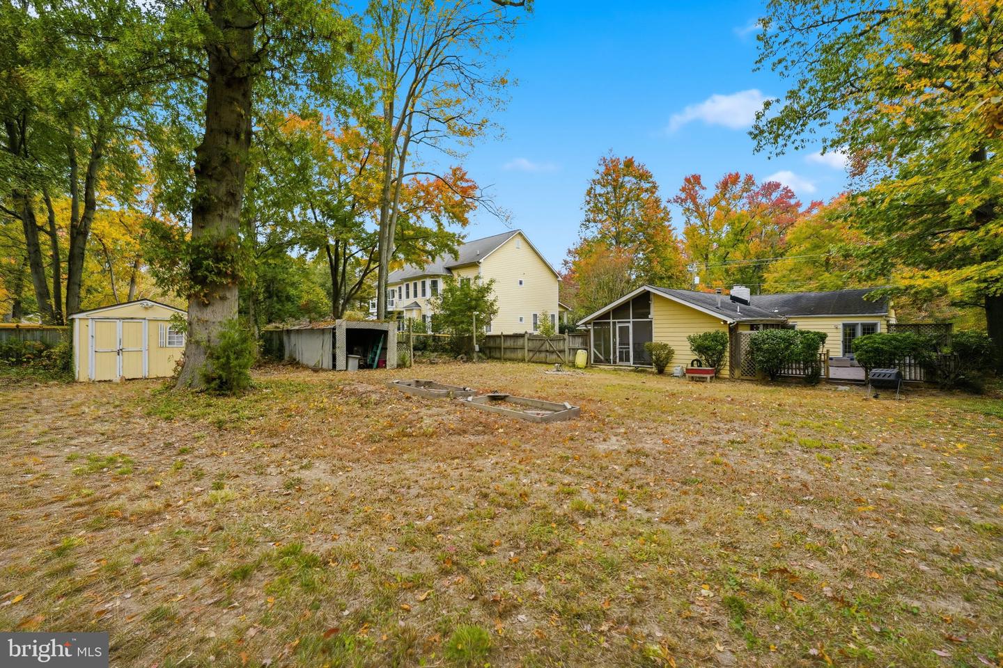 7748 FRANCES DR, ALEXANDRIA, Virginia 22306, 2 Bedrooms Bedrooms, ,2 BathroomsBathrooms,Residential,For sale,7748 FRANCES DR,VAFX2274642 MLS # VAFX2274642