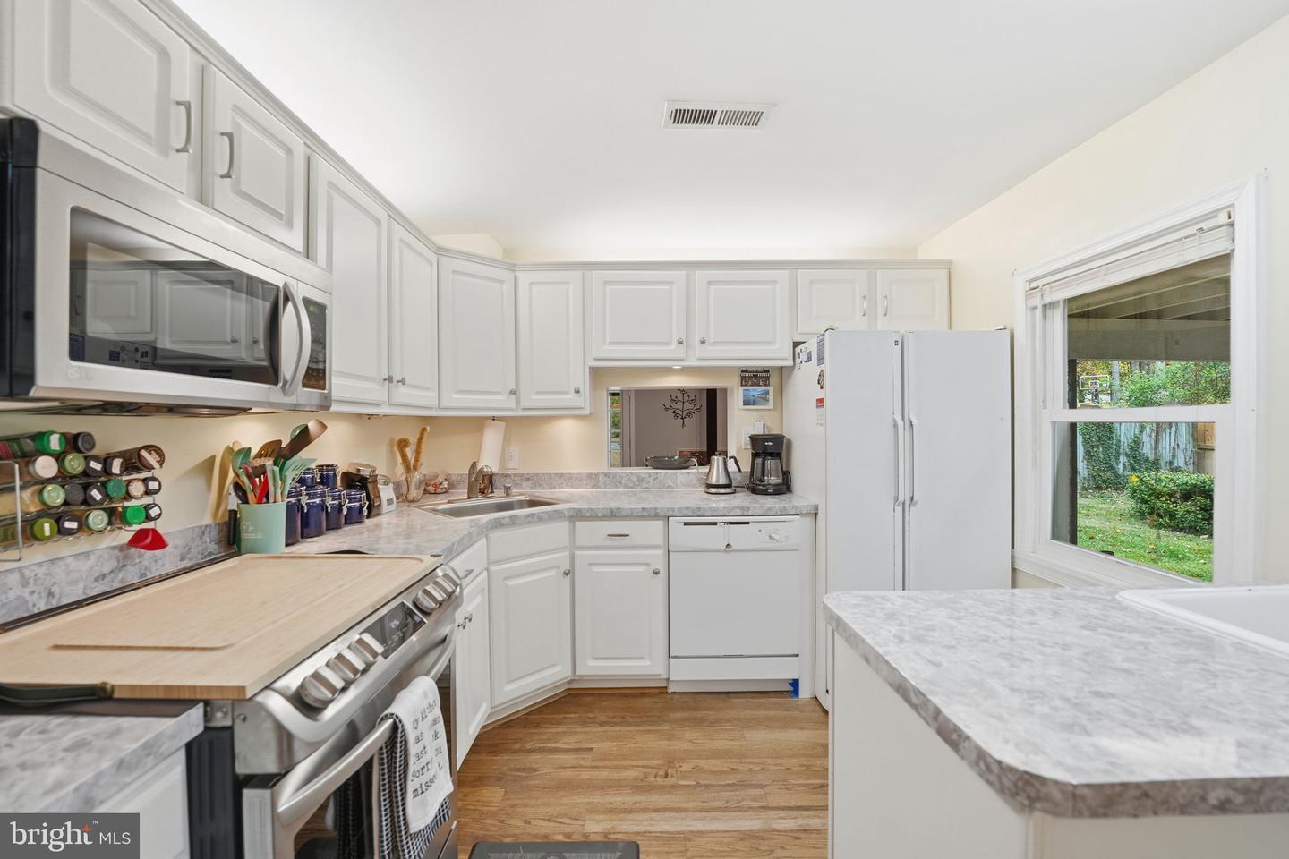 7748 FRANCES DR, ALEXANDRIA, Virginia 22306, 2 Bedrooms Bedrooms, ,2 BathroomsBathrooms,Residential,For sale,7748 FRANCES DR,VAFX2274642 MLS # VAFX2274642