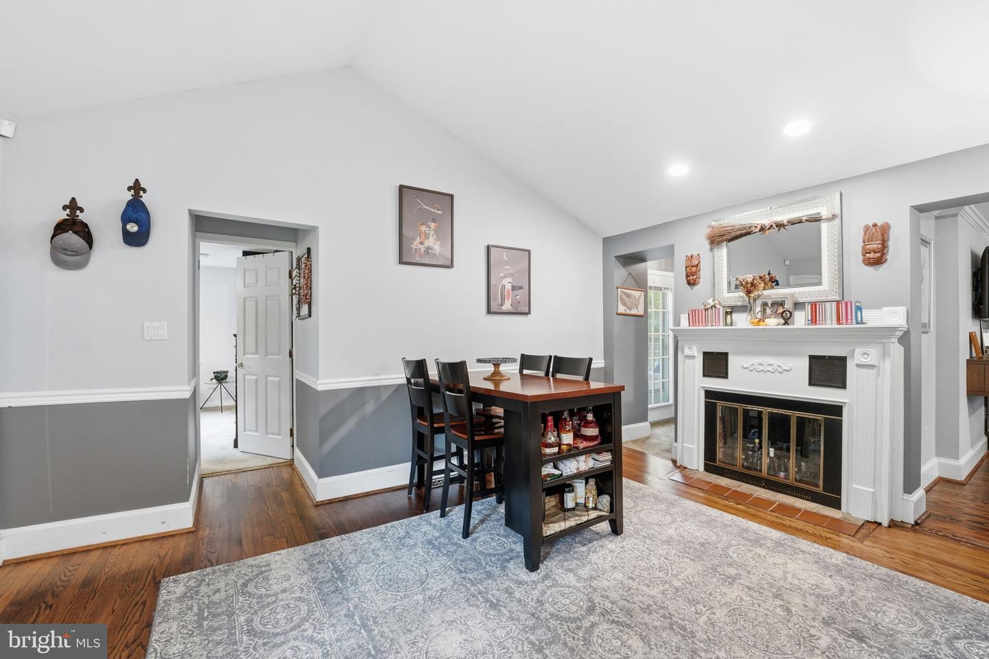 7748 FRANCES DR, ALEXANDRIA, Virginia 22306, 2 Bedrooms Bedrooms, ,2 BathroomsBathrooms,Residential,For sale,7748 FRANCES DR,VAFX2274642 MLS # VAFX2274642