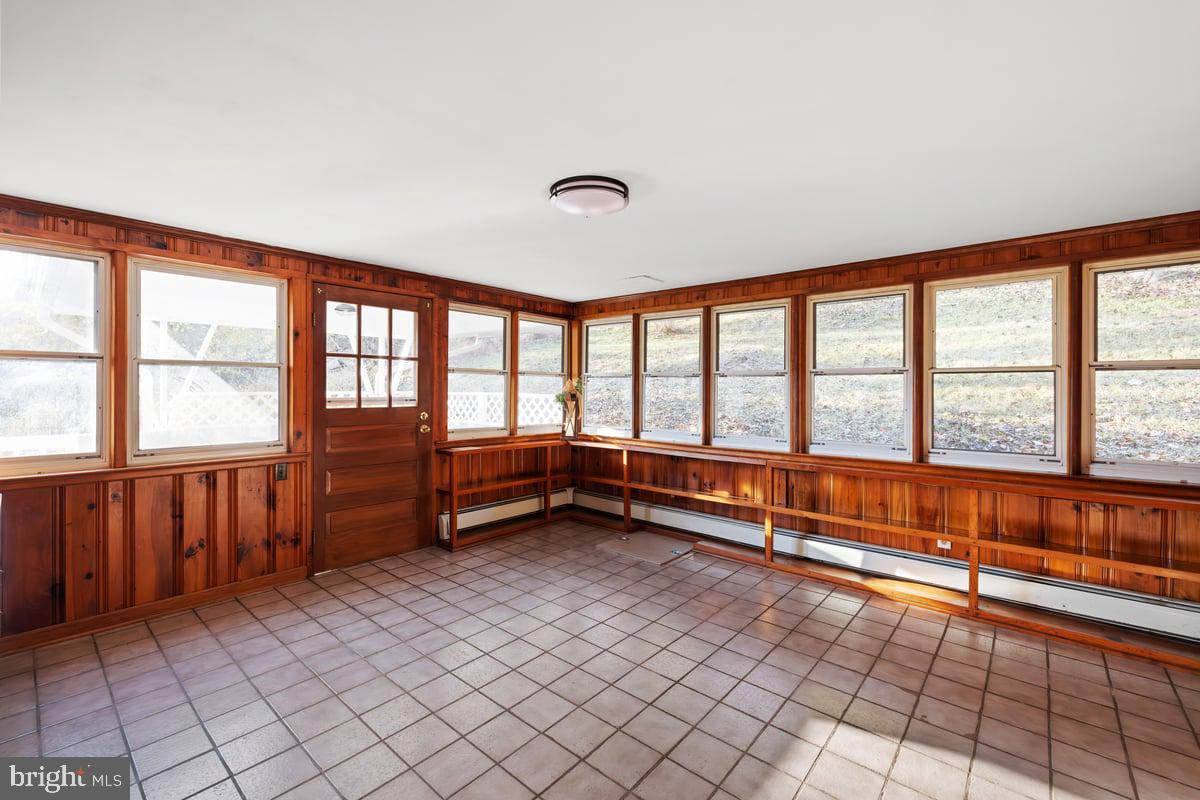 1494 BENNYS BEACH RD, FRONT ROYAL, Virginia 22630, 3 Bedrooms Bedrooms, ,2 BathroomsBathrooms,Residential,For sale,1494 BENNYS BEACH RD,VAWR2012564 MLS # VAWR2012564 1494 BENNYS BEACH RD, FRONT ROYAL, Virginia 22630, 3 Bedrooms Bedrooms, ,2 BathroomsBathrooms,Residential,For sale,1494 BENNYS BEACH RD,VAWR2012564 MLS # VAWR2012564