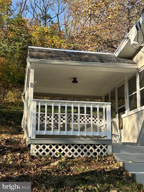 1494 BENNYS BEACH RD, FRONT ROYAL, Virginia 22630, 3 Bedrooms Bedrooms, ,2 BathroomsBathrooms,Residential,For sale,1494 BENNYS BEACH RD,VAWR2012564 MLS # VAWR2012564 1494 BENNYS BEACH RD, FRONT ROYAL, Virginia 22630, 3 Bedrooms Bedrooms, ,2 BathroomsBathrooms,Residential,For sale,1494 BENNYS BEACH RD,VAWR2012564 MLS # VAWR2012564