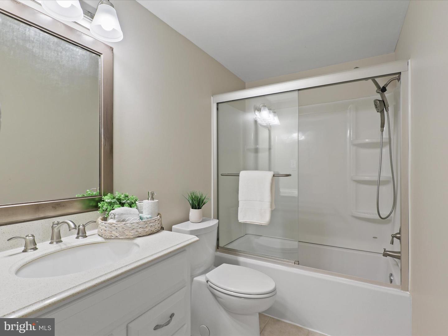 12133 QUEENS BRIGADE DR, FAIRFAX, Virginia 22030, 4 Bedrooms Bedrooms, ,3 BathroomsBathrooms,Residential,For sale,12133 QUEENS BRIGADE DR,VAFX2274734 MLS # VAFX2274734 12133 QUEENS BRIGADE DR, FAIRFAX, Virginia 22030, 4 Bedrooms Bedrooms, ,3 BathroomsBathrooms,Residential,For sale,12133 QUEENS BRIGADE DR,VAFX2274734 MLS # VAFX2274734