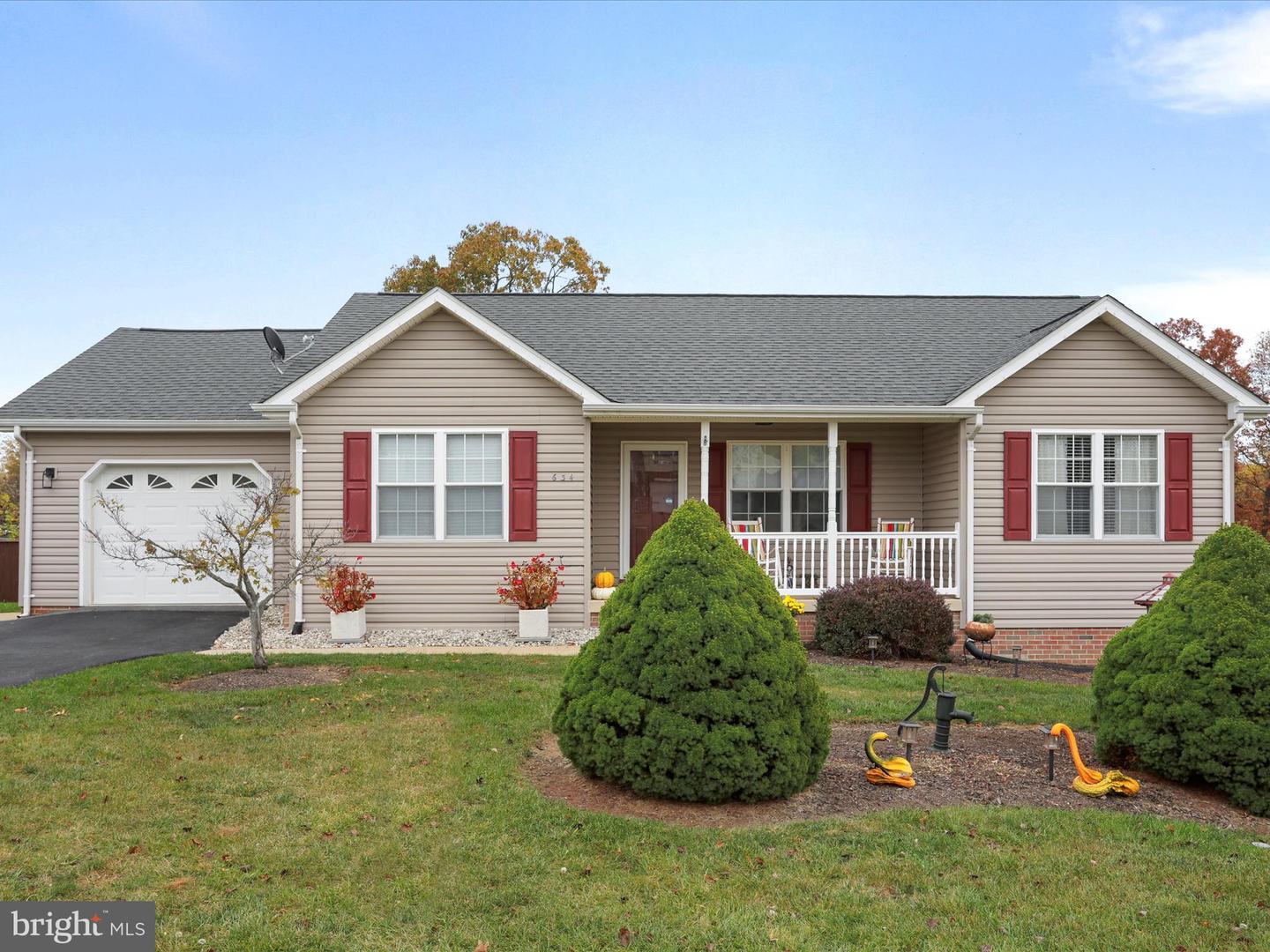 634 CHRISTIANSEN DR, STRASBURG, Virginia 22657, 4 Bedrooms Bedrooms, ,3 BathroomsBathrooms,Residential,For sale,634 CHRISTIANSEN DR,VASH2012810 MLS # VASH2012810 634 CHRISTIANSEN DR, STRASBURG, Virginia 22657, 4 Bedrooms Bedrooms, ,3 BathroomsBathrooms,Residential,For sale,634 CHRISTIANSEN DR,VASH2012810 MLS # VASH2012810