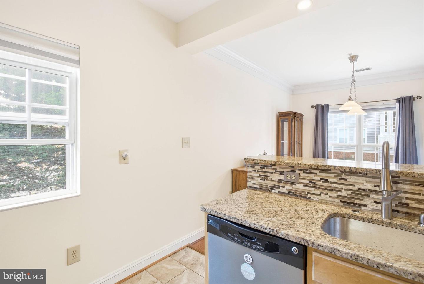 11302 WESTBROOK MILL LN #204, FAIRFAX, Virginia 22030, 2 Bedrooms Bedrooms, ,2 BathroomsBathrooms,Residential,For sale,11302 WESTBROOK MILL LN #204,VAFX2275116 MLS # VAFX2275116 11302 WESTBROOK MILL LN #204, FAIRFAX, Virginia 22030, 2 Bedrooms Bedrooms, ,2 BathroomsBathrooms,Residential,For sale,11302 WESTBROOK MILL LN #204,VAFX2275116 MLS # VAFX2275116