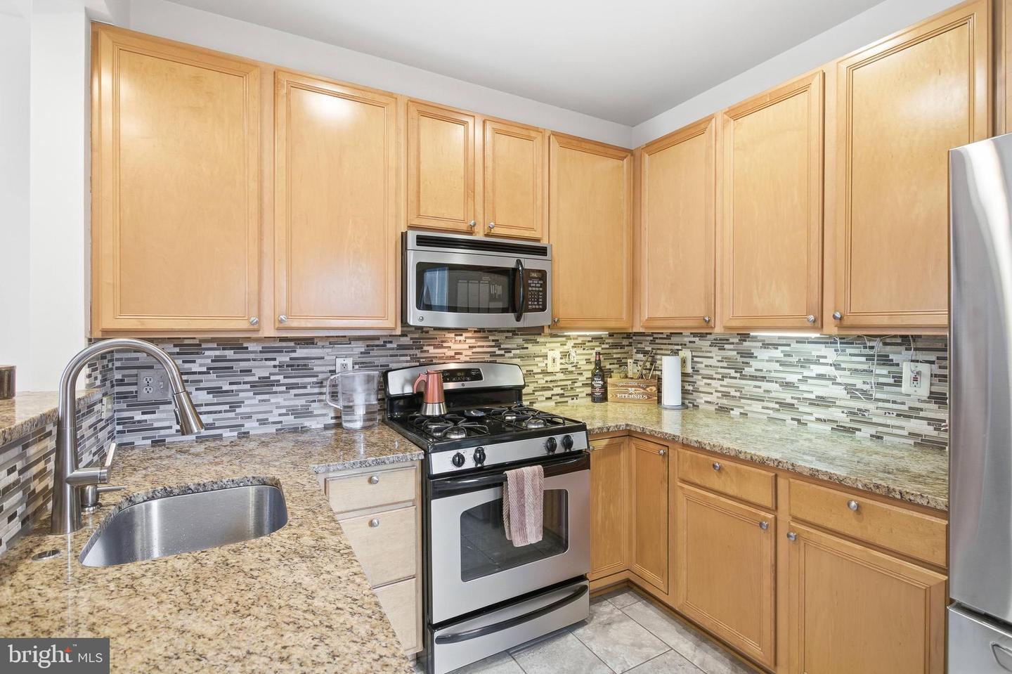 11302 WESTBROOK MILL LN #204, FAIRFAX, Virginia 22030, 2 Bedrooms Bedrooms, ,2 BathroomsBathrooms,Residential,For sale,11302 WESTBROOK MILL LN #204,VAFX2275116 MLS # VAFX2275116 11302 WESTBROOK MILL LN #204, FAIRFAX, Virginia 22030, 2 Bedrooms Bedrooms, ,2 BathroomsBathrooms,Residential,For sale,11302 WESTBROOK MILL LN #204,VAFX2275116 MLS # VAFX2275116