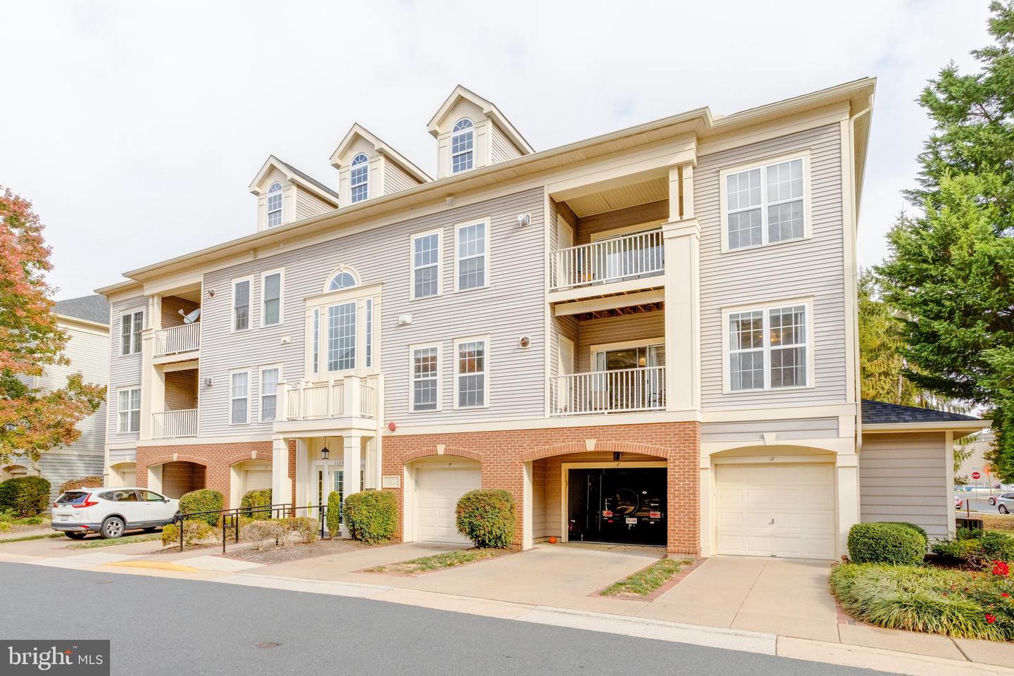 11302 WESTBROOK MILL LN #204, FAIRFAX, Virginia 22030, 2 Bedrooms Bedrooms, ,2 BathroomsBathrooms,Residential,For sale,11302 WESTBROOK MILL LN #204,VAFX2275116 MLS # VAFX2275116 11302 WESTBROOK MILL LN #204, FAIRFAX, Virginia 22030, 2 Bedrooms Bedrooms, ,2 BathroomsBathrooms,Residential,For sale,11302 WESTBROOK MILL LN #204,VAFX2275116 MLS # VAFX2275116