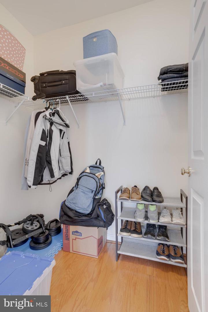 11302 WESTBROOK MILL LN #204, FAIRFAX, Virginia 22030, 2 Bedrooms Bedrooms, ,2 BathroomsBathrooms,Residential,For sale,11302 WESTBROOK MILL LN #204,VAFX2275116 MLS # VAFX2275116 11302 WESTBROOK MILL LN #204, FAIRFAX, Virginia 22030, 2 Bedrooms Bedrooms, ,2 BathroomsBathrooms,Residential,For sale,11302 WESTBROOK MILL LN #204,VAFX2275116 MLS # VAFX2275116