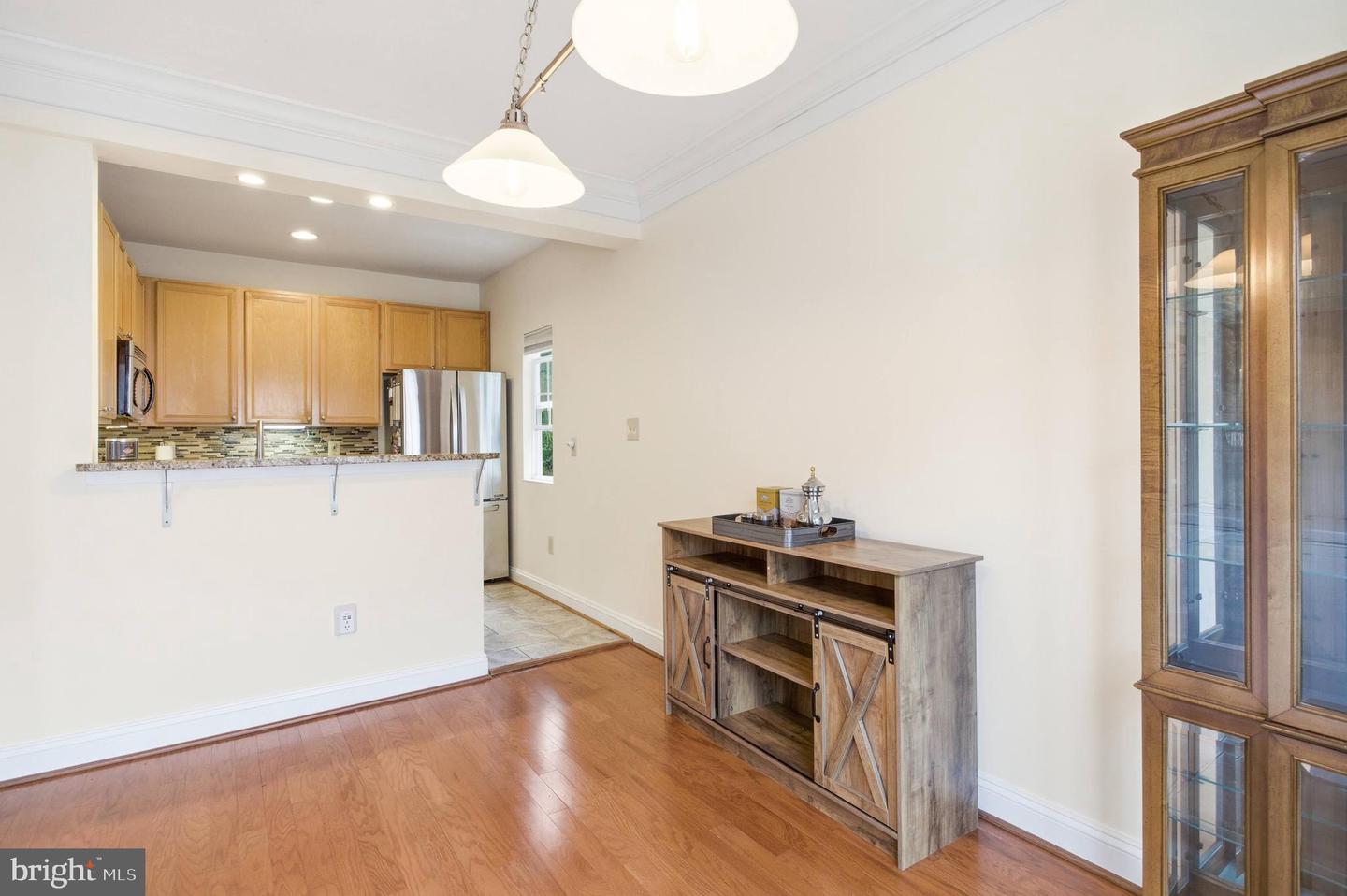 11302 WESTBROOK MILL LN #204, FAIRFAX, Virginia 22030, 2 Bedrooms Bedrooms, ,2 BathroomsBathrooms,Residential,For sale,11302 WESTBROOK MILL LN #204,VAFX2275116 MLS # VAFX2275116 11302 WESTBROOK MILL LN #204, FAIRFAX, Virginia 22030, 2 Bedrooms Bedrooms, ,2 BathroomsBathrooms,Residential,For sale,11302 WESTBROOK MILL LN #204,VAFX2275116 MLS # VAFX2275116