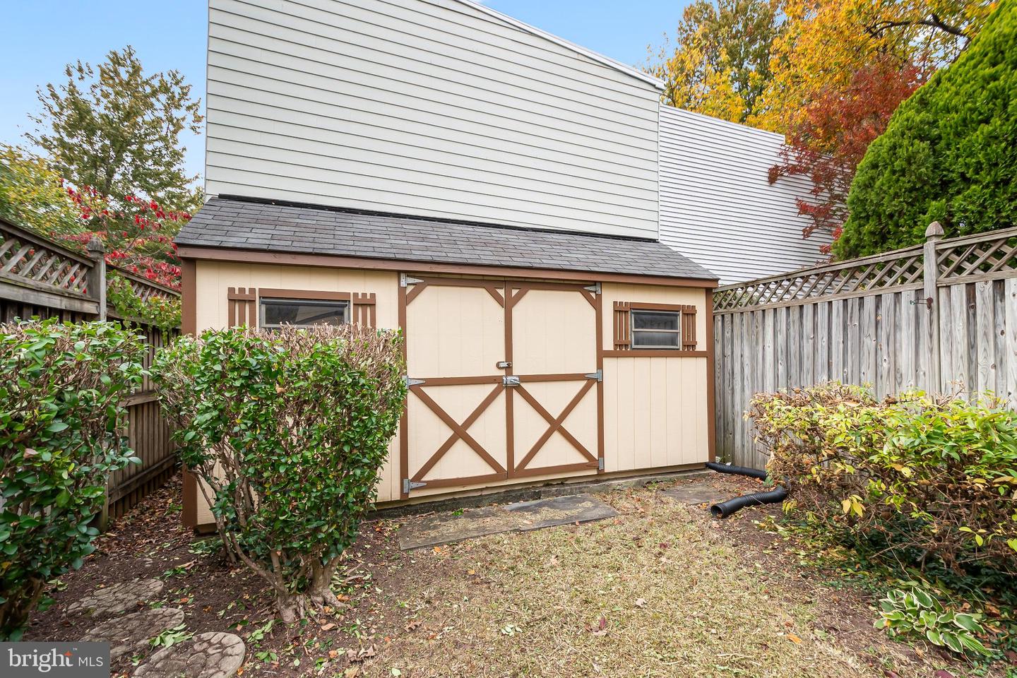 351 11TH ST SE, WASHINGTON, District Of Columbia 20003, 3 Bedrooms Bedrooms, 5 Rooms Rooms,1 BathroomBathrooms,Residential,For sale,351 11TH ST SE,DCDC2227970 MLS # DCDC2227970 351 11TH ST SE, WASHINGTON, District Of Columbia 20003, 3 Bedrooms Bedrooms, 5 Rooms Rooms,1 BathroomBathrooms,Residential,For sale,351 11TH ST SE,DCDC2227970 MLS # DCDC2227970