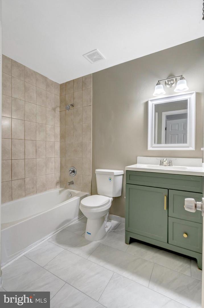 7905 BRIGHTON WAY, MANASSAS, Virginia 20109, 3 Bedrooms Bedrooms, ,1 BathroomBathrooms,Residential,For sale,7905 BRIGHTON WAY,VAPW2106420 MLS # VAPW2106420