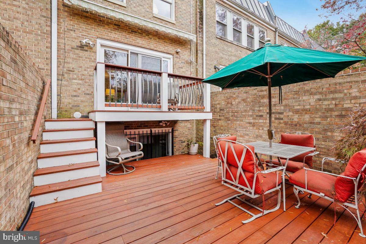 623 I ST SW, WASHINGTON, District Of Columbia 20024, 5 Bedrooms Bedrooms, ,3 BathroomsBathrooms,Residential,For sale,623 I ST SW,DCDC2228328 MLS # DCDC2228328