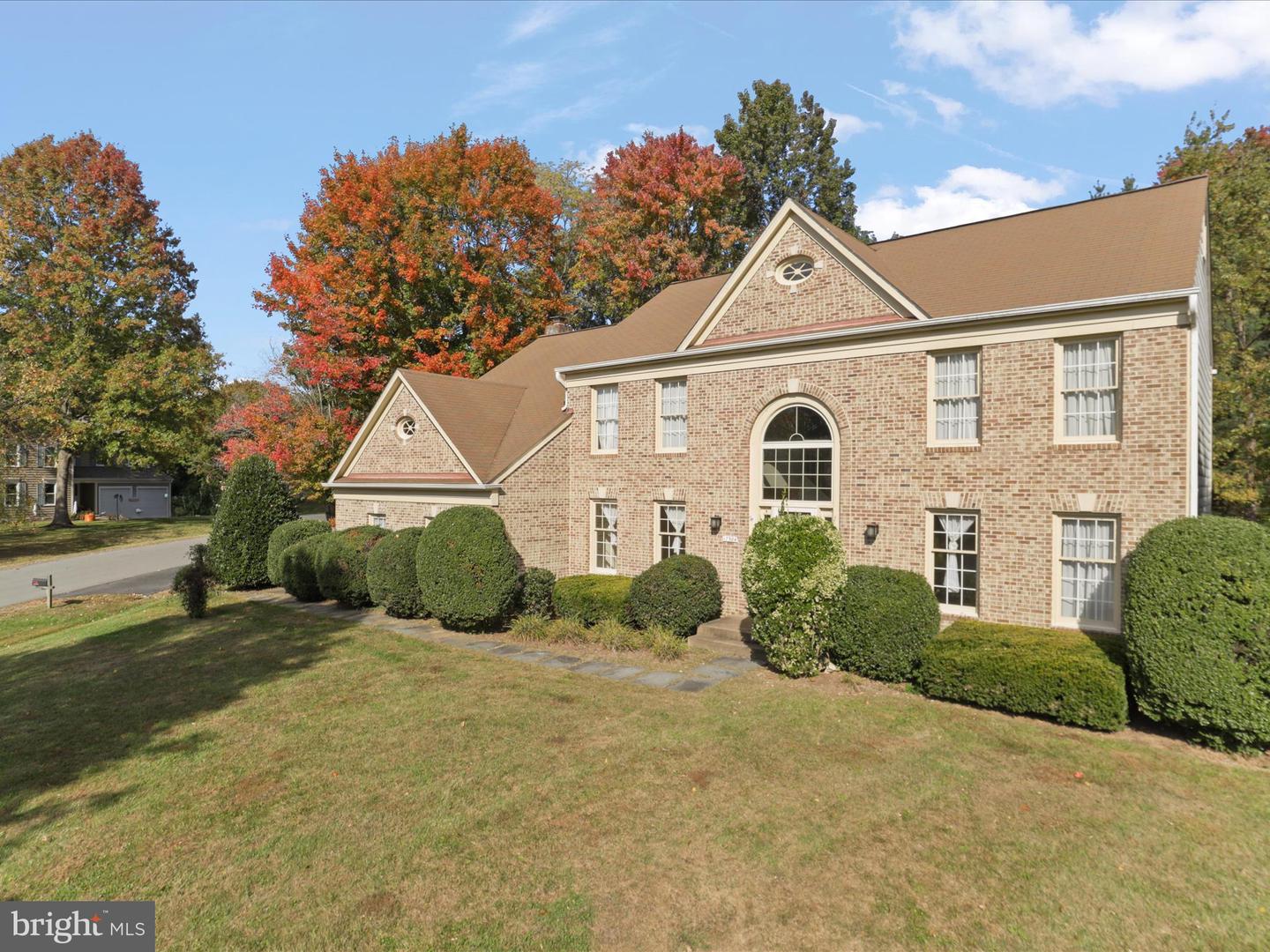 17584 WADELL CT, HAMILTON, Virginia 20158, 4 Bedrooms Bedrooms, ,2 BathroomsBathrooms,Residential,For sale,17584 WADELL CT,VALO2109470 MLS # VALO2109470