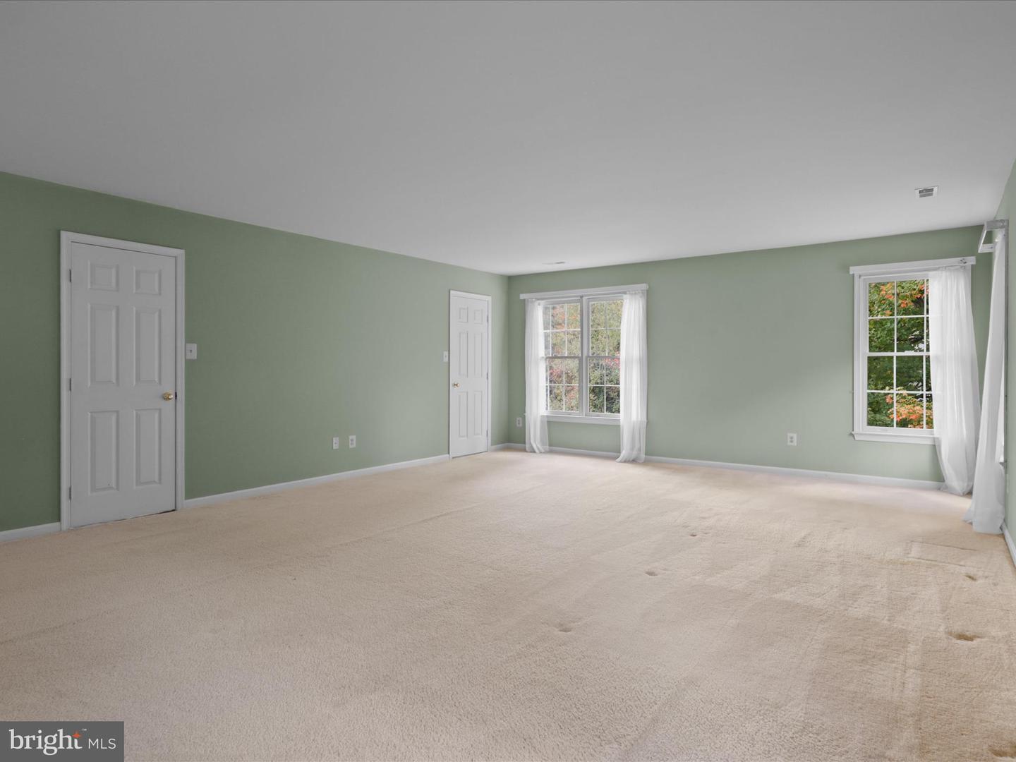 17584 WADELL CT, HAMILTON, Virginia 20158, 4 Bedrooms Bedrooms, ,2 BathroomsBathrooms,Residential,For sale,17584 WADELL CT,VALO2109470 MLS # VALO2109470