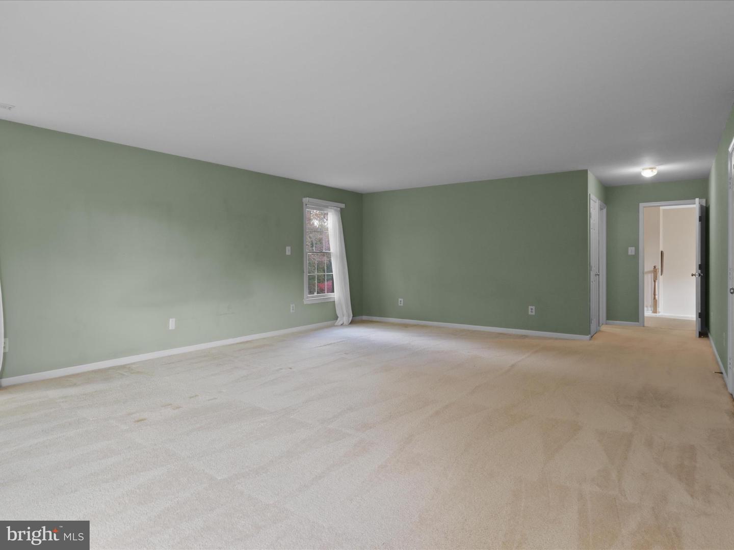 17584 WADELL CT, HAMILTON, Virginia 20158, 4 Bedrooms Bedrooms, ,2 BathroomsBathrooms,Residential,For sale,17584 WADELL CT,VALO2109470 MLS # VALO2109470