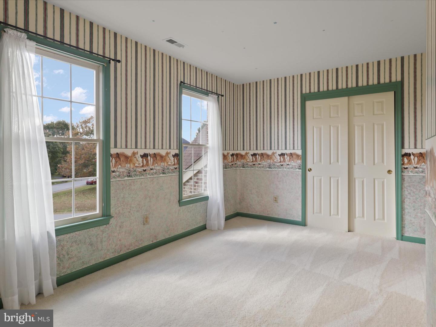 17584 WADELL CT, HAMILTON, Virginia 20158, 4 Bedrooms Bedrooms, ,2 BathroomsBathrooms,Residential,For sale,17584 WADELL CT,VALO2109470 MLS # VALO2109470