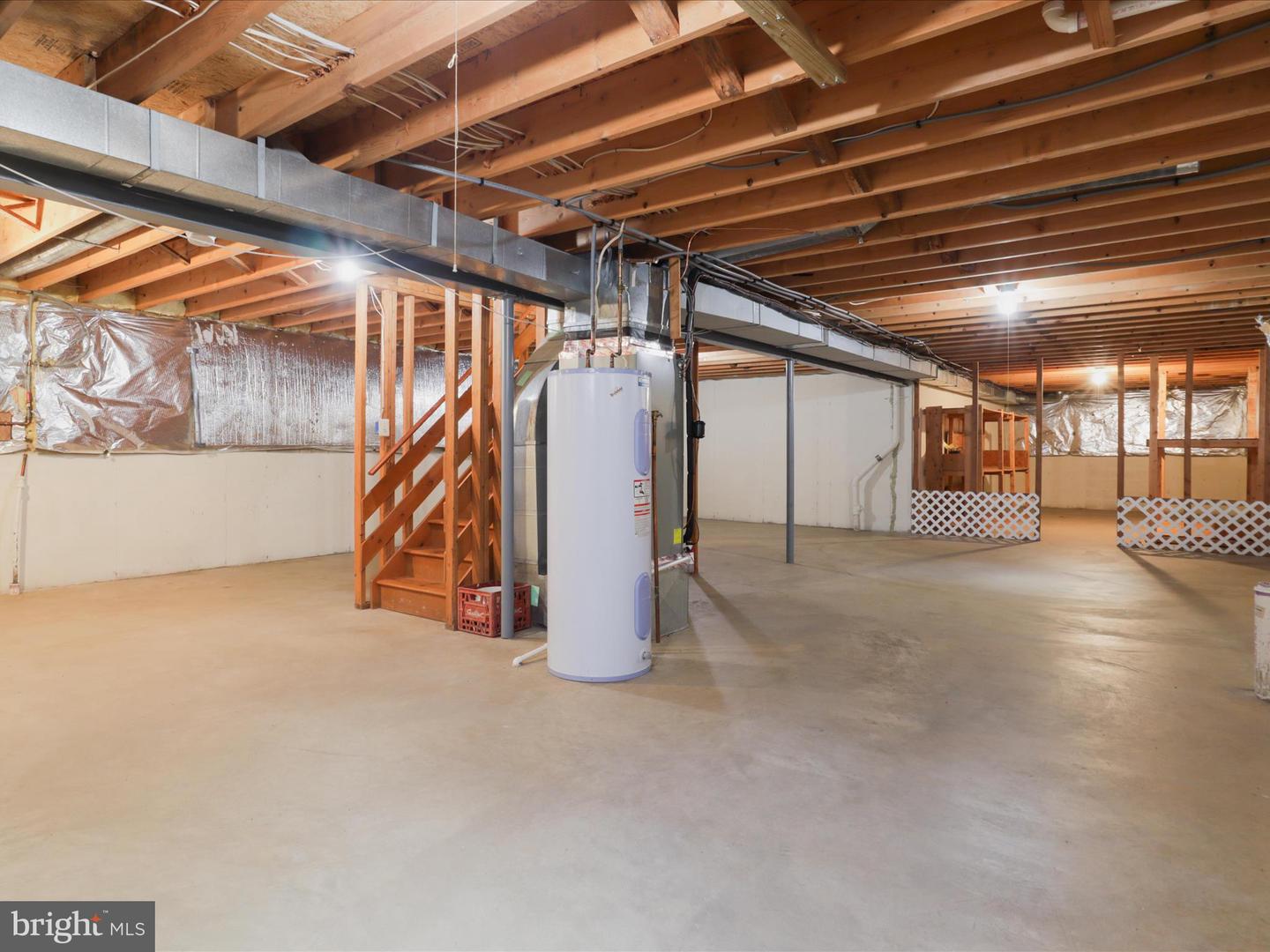 17584 WADELL CT, HAMILTON, Virginia 20158, 4 Bedrooms Bedrooms, ,2 BathroomsBathrooms,Residential,For sale,17584 WADELL CT,VALO2109470 MLS # VALO2109470