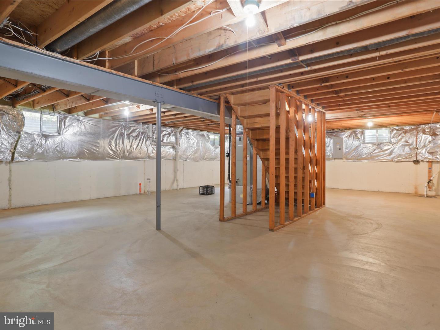 17584 WADELL CT, HAMILTON, Virginia 20158, 4 Bedrooms Bedrooms, ,2 BathroomsBathrooms,Residential,For sale,17584 WADELL CT,VALO2109470 MLS # VALO2109470