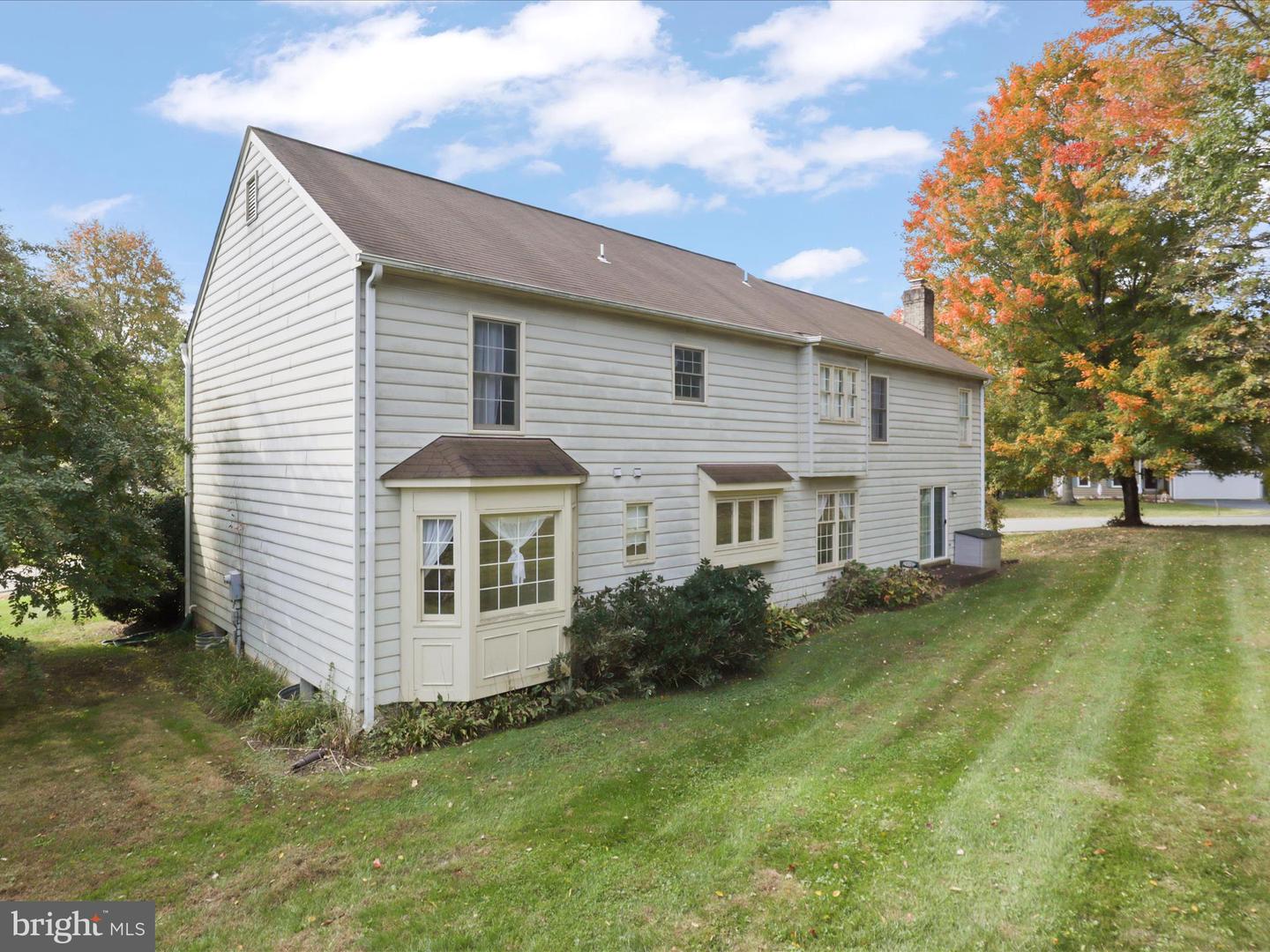 17584 WADELL CT, HAMILTON, Virginia 20158, 4 Bedrooms Bedrooms, ,2 BathroomsBathrooms,Residential,For sale,17584 WADELL CT,VALO2109470 MLS # VALO2109470