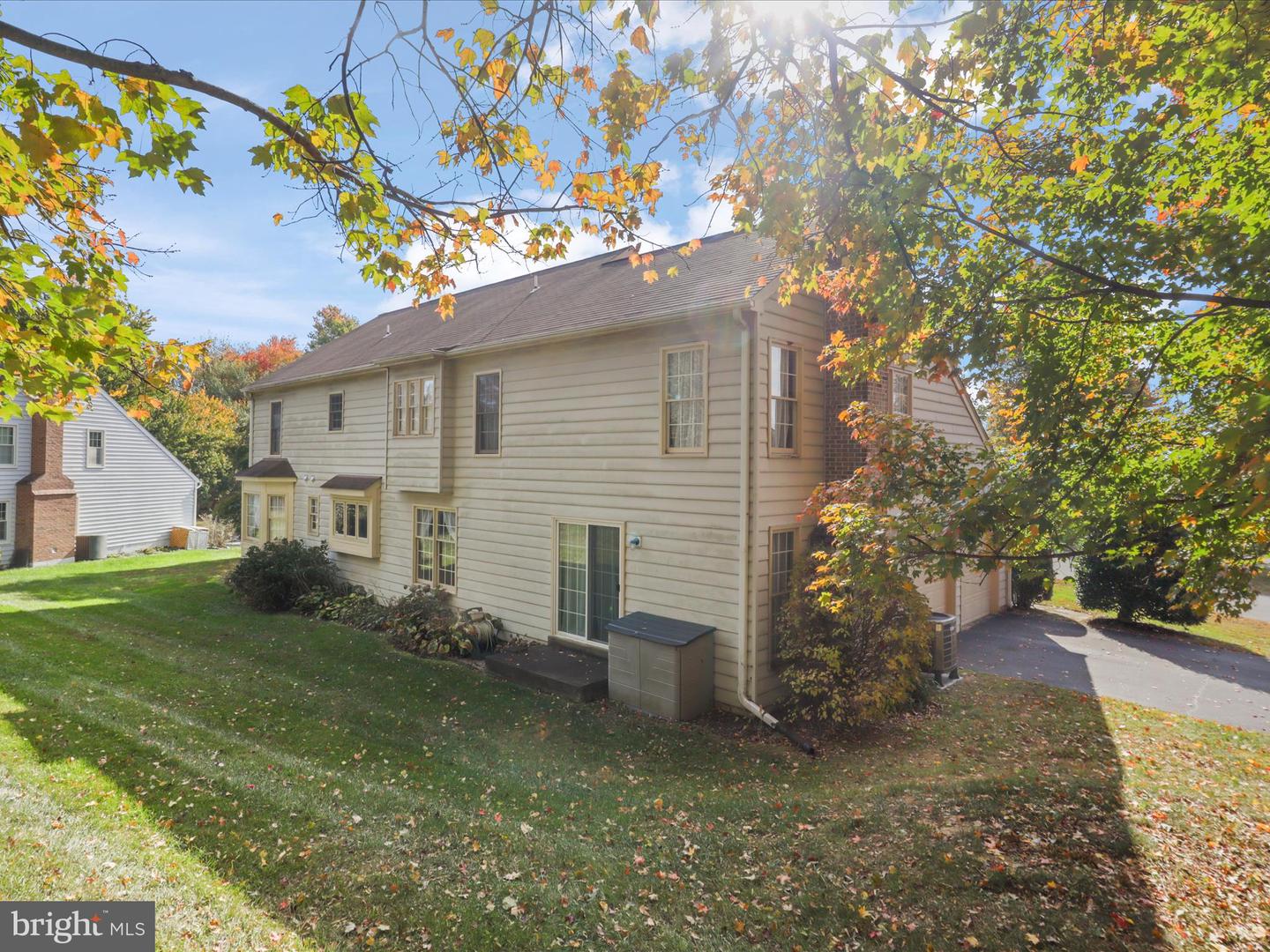 17584 WADELL CT, HAMILTON, Virginia 20158, 4 Bedrooms Bedrooms, ,2 BathroomsBathrooms,Residential,For sale,17584 WADELL CT,VALO2109470 MLS # VALO2109470