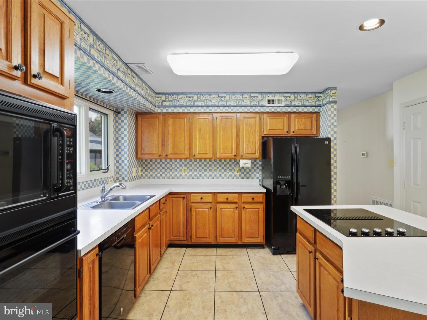 17584 WADELL CT, HAMILTON, Virginia 20158, 4 Bedrooms Bedrooms, ,2 BathroomsBathrooms,Residential,For sale,17584 WADELL CT,VALO2109470 MLS # VALO2109470