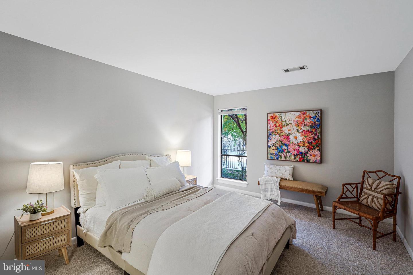 5778-B REXFORD CT #5778B, SPRINGFIELD, Virginia 22152, 2 Bedrooms Bedrooms, ,2 BathroomsBathrooms,Residential,For sale,5778-B REXFORD CT #5778B,VAFX2275790 MLS # VAFX2275790