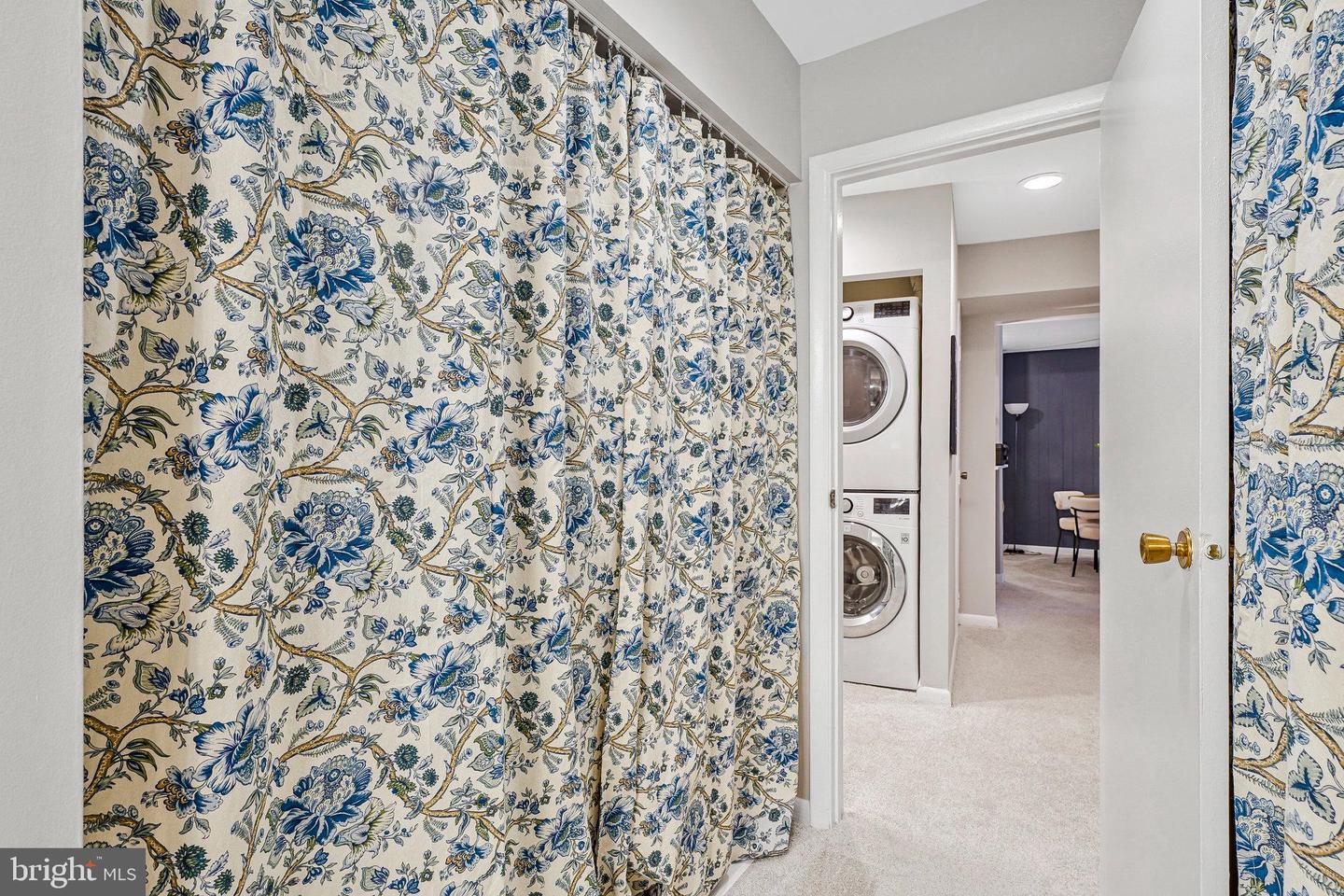 5778-B REXFORD CT #5778B, SPRINGFIELD, Virginia 22152, 2 Bedrooms Bedrooms, ,2 BathroomsBathrooms,Residential,For sale,5778-B REXFORD CT #5778B,VAFX2275790 MLS # VAFX2275790