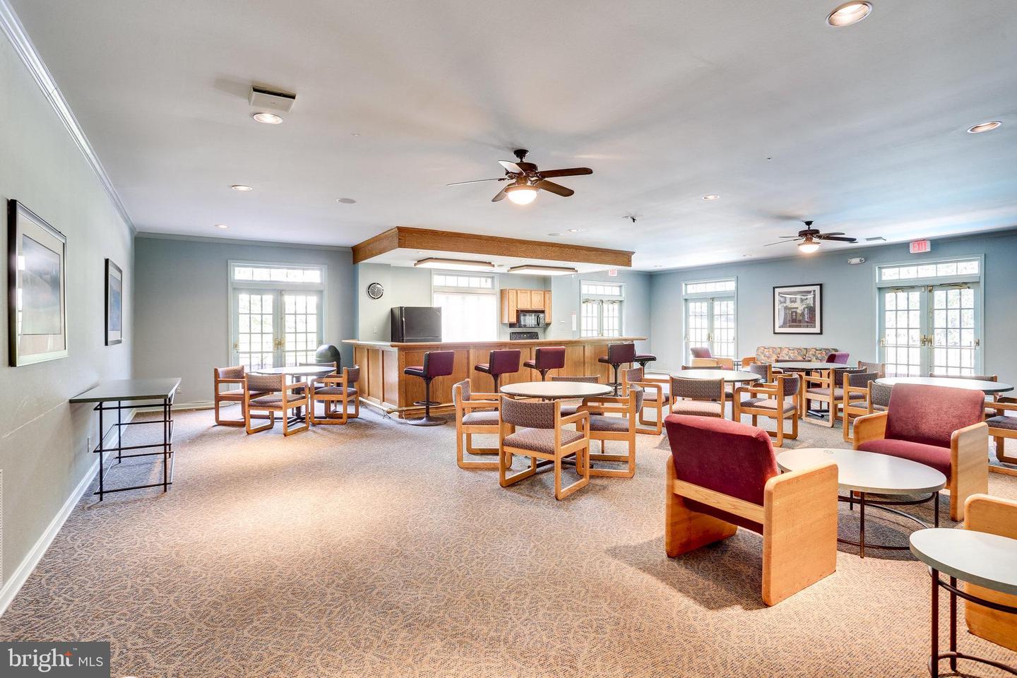 5778-B REXFORD CT #5778B, SPRINGFIELD, Virginia 22152, 2 Bedrooms Bedrooms, ,2 BathroomsBathrooms,Residential,For sale,5778-B REXFORD CT #5778B,VAFX2275790 MLS # VAFX2275790