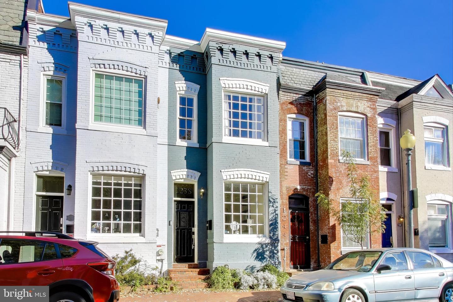 1238 LINDEN PL NE, WASHINGTON, District Of Columbia 20002, 2 Bedrooms Bedrooms, ,1 BathroomBathrooms,Residential,For sale,1238 LINDEN PL NE,DCDC2228450 MLS # DCDC2228450