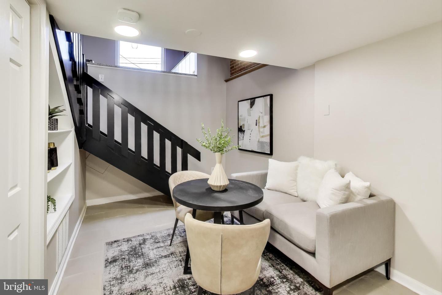 1238 LINDEN PL NE, WASHINGTON, District Of Columbia 20002, 2 Bedrooms Bedrooms, ,1 BathroomBathrooms,Residential,For sale,1238 LINDEN PL NE,DCDC2228450 MLS # DCDC2228450